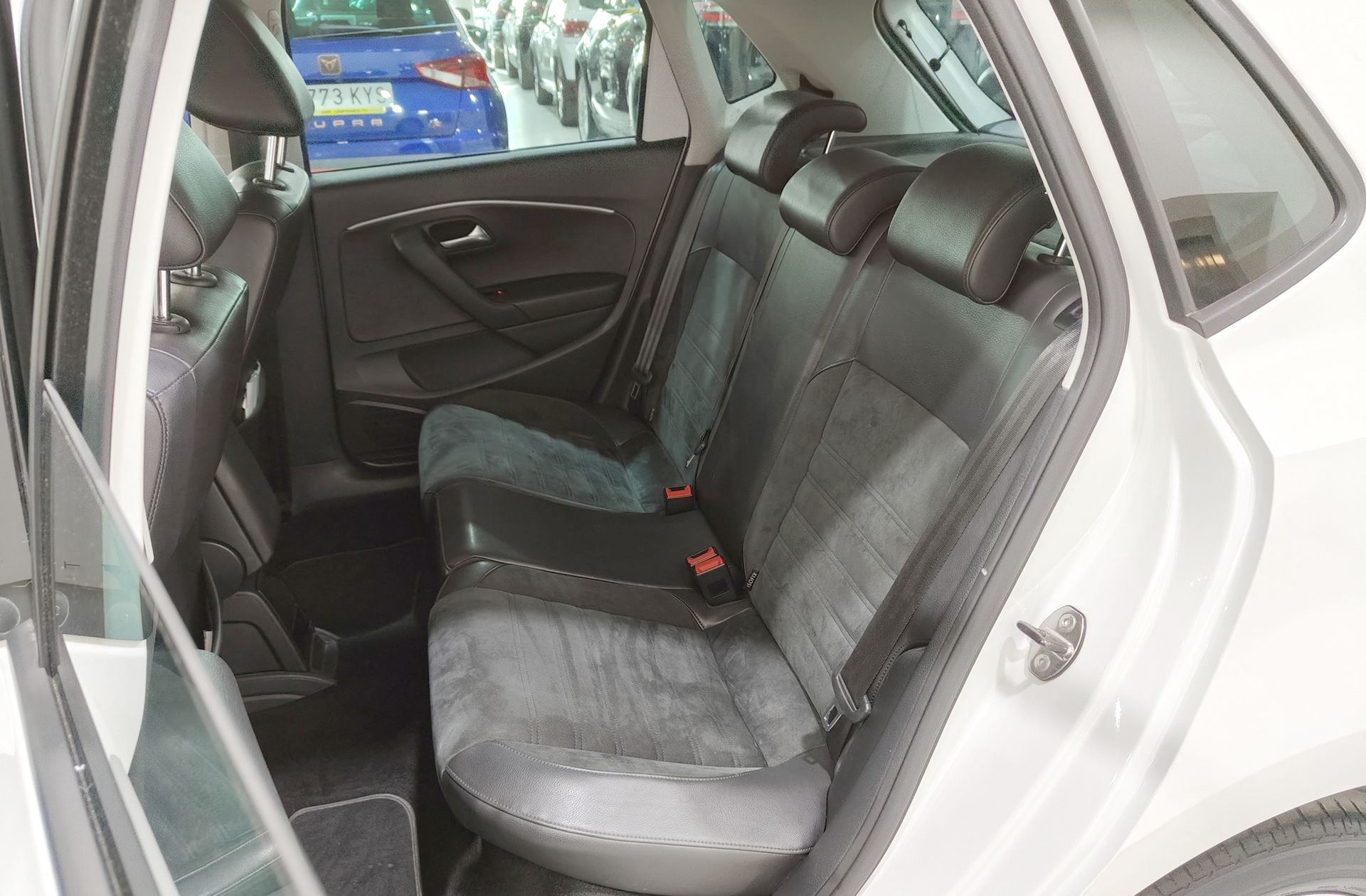 Volkswagen Polo Sport 1.2 TSI BMT - foto 11