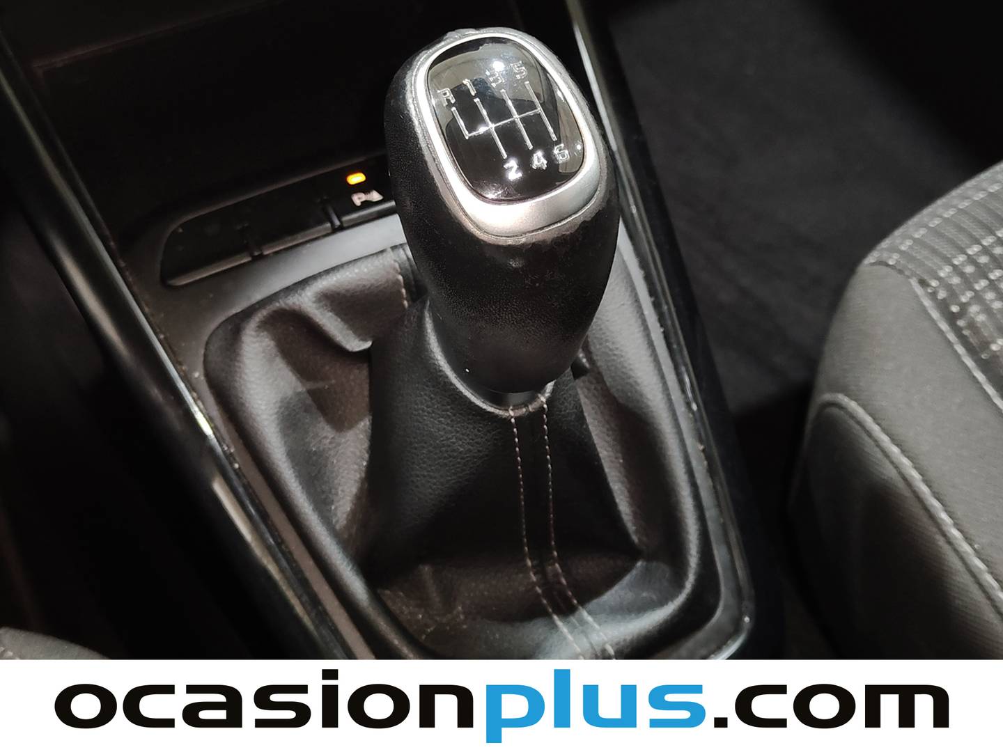 Foto KIA Stonic Kia Stonic 1.0 T-GDi MHEV Drive iMT (100 CV)