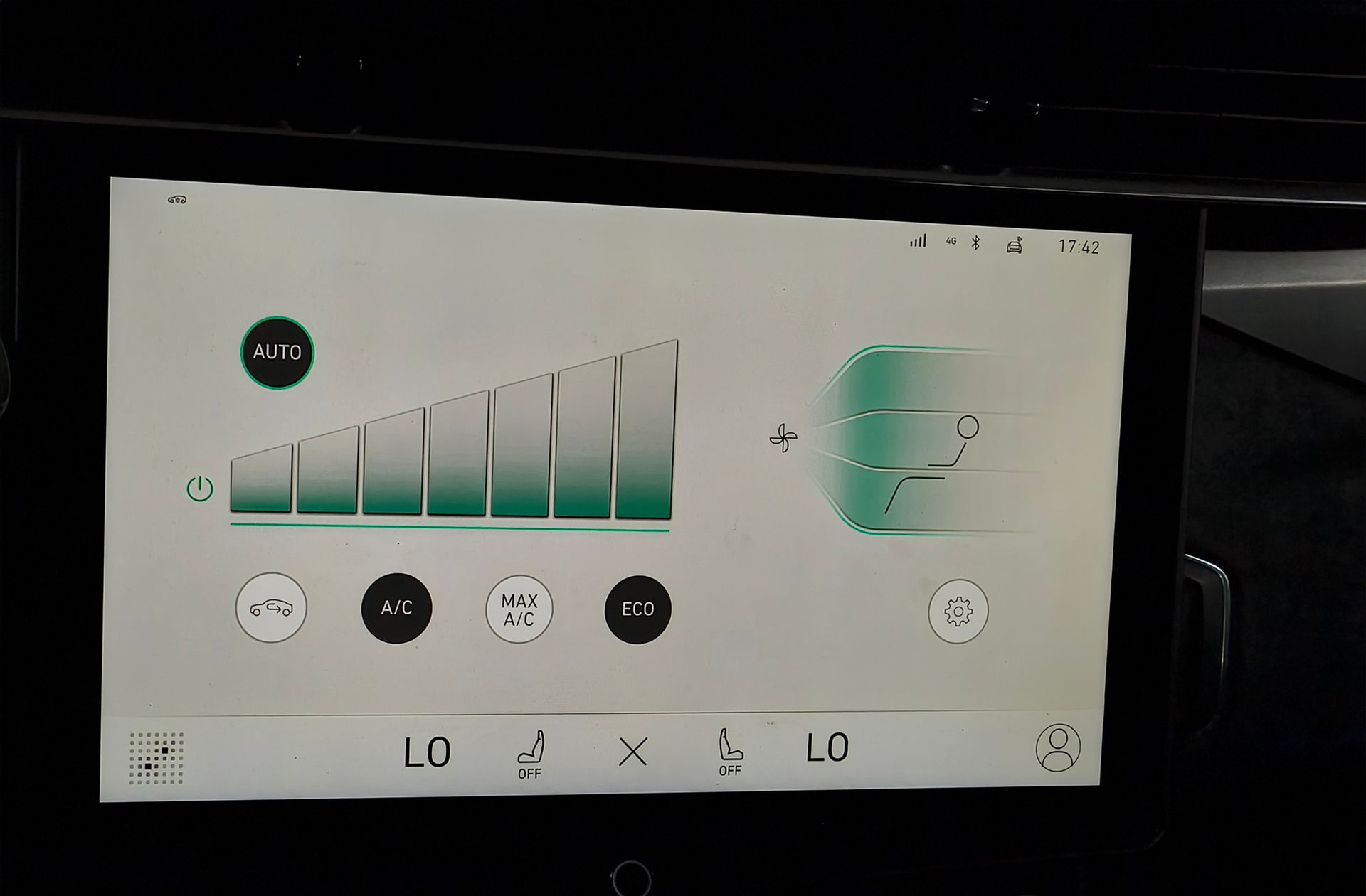 Lynk & Co 01 1.5 PHEV - foto 34