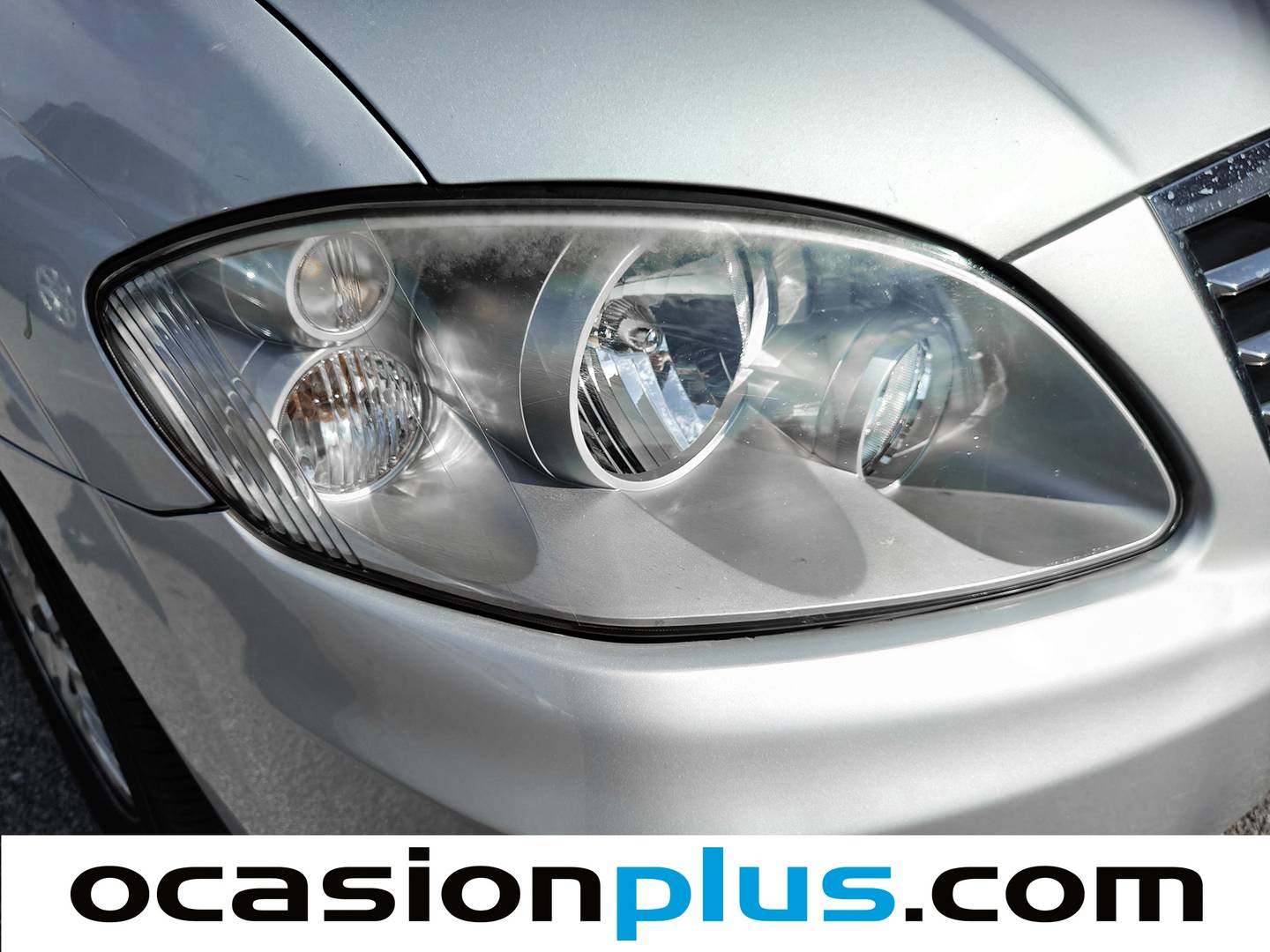 Foto SsangYong Rodius Ssangyong Rodius 270 Xdi Limited (165 CV) 7 Plazas