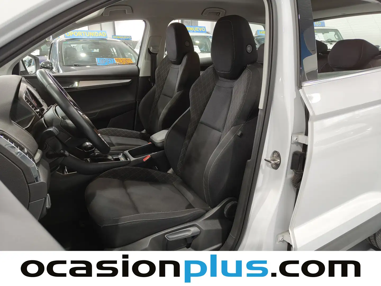 Foto Skoda Karoq Skoda Karoq 2.0 TDI Ambition DSG (115 CV)