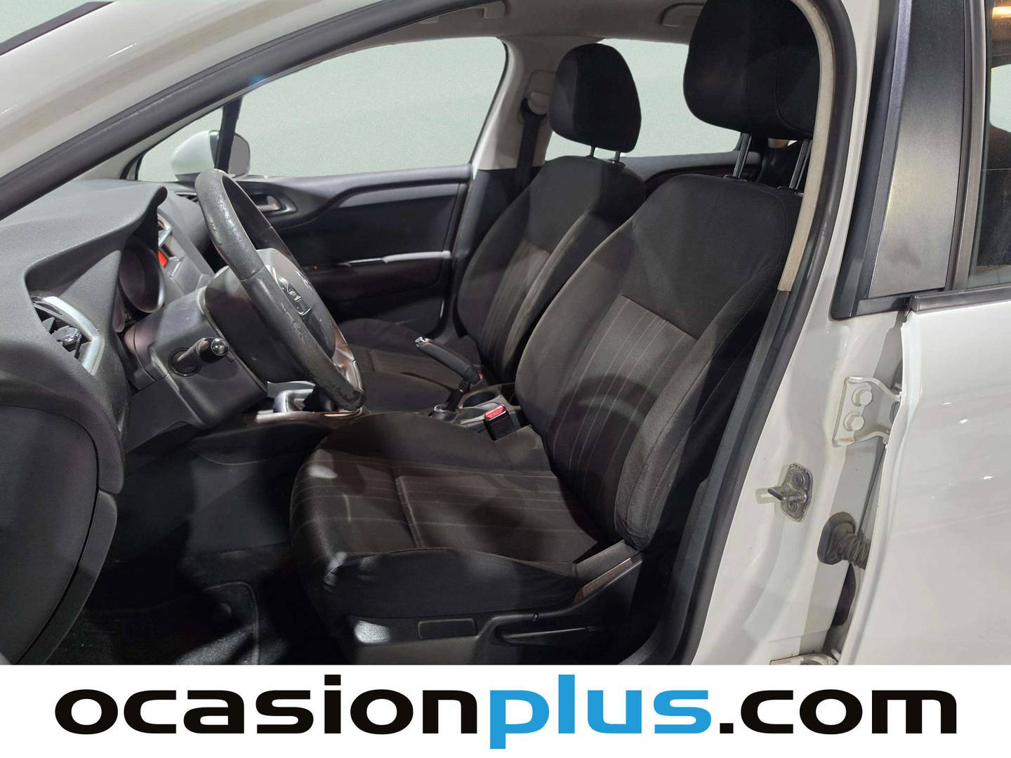 Foto asientos delanteros Citroën C4 Citroën C4 1.4 VTi Business (95 CV)