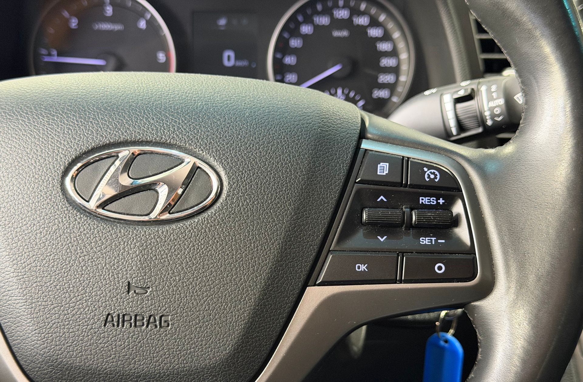 Hyundai Elantra 1.6 CRDi Tecno - foto 26
