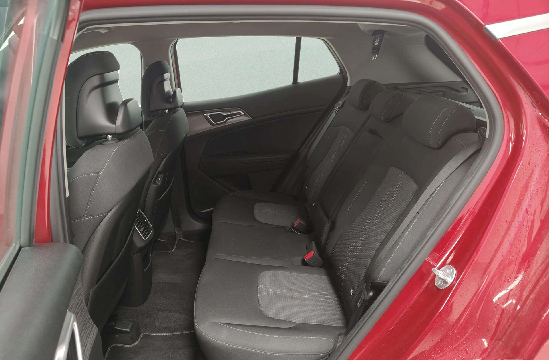 Kia Sportage 1.6 T-GDi MHEV Drive 4x2 - foto 12