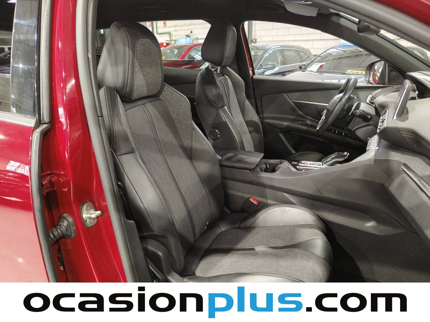 Foto Peugeot 3008 Peugeot 3008 BlueHDI 130 S&S GT Line EAT8 (130 CV)