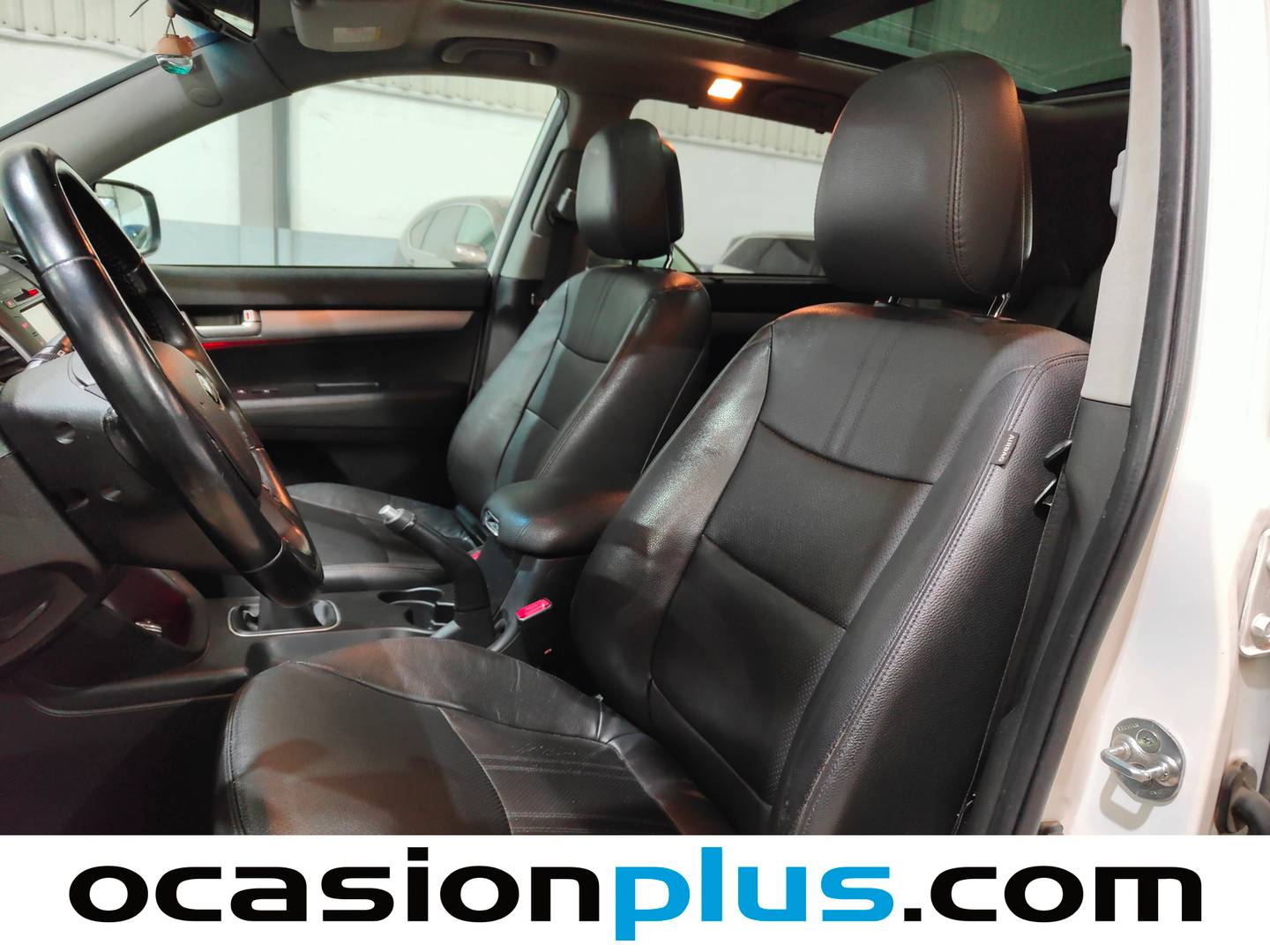 Equipamiento del KIA Sorento KIA Sorento 2.2 CRDi Emotion 4x4 (197 CV) 7 PLAZAS