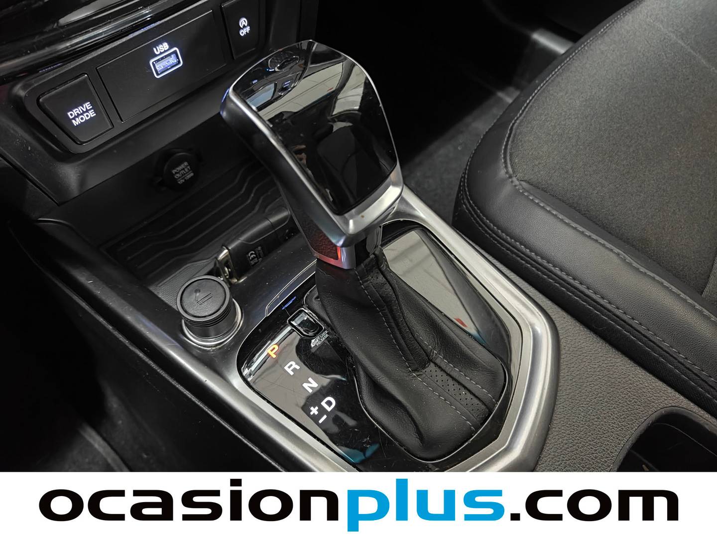 Foto SsangYong Tivoli Grand Ssangyong Tivoli Grand G15T Limited Auto (163 CV)