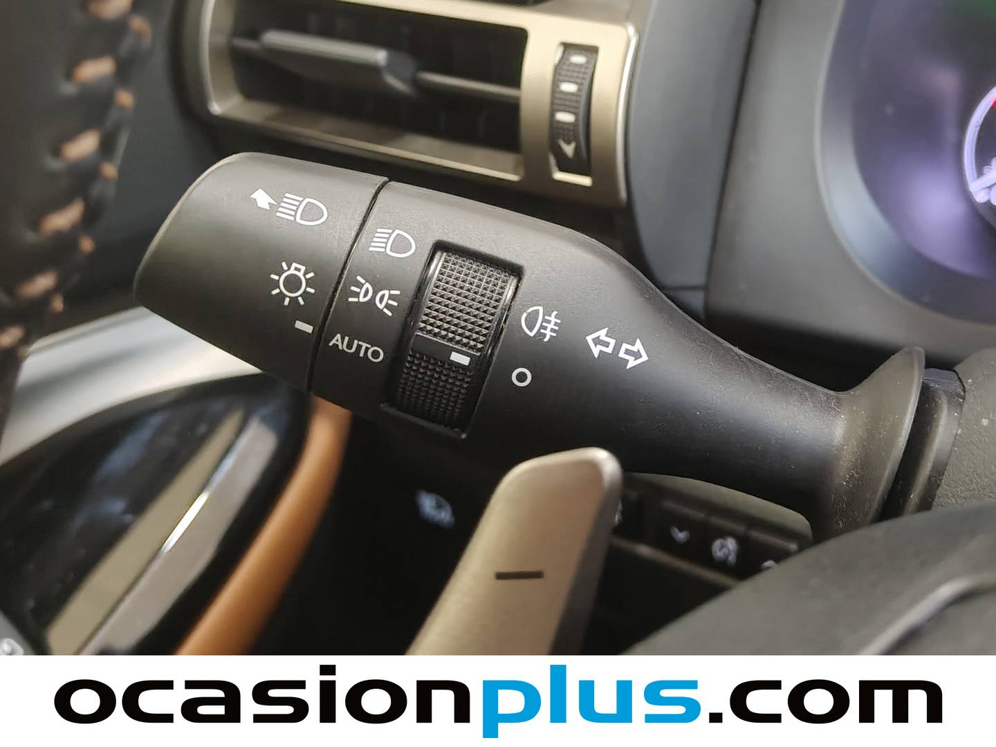 Foto Lexus RC Lexus RC 300h Executive (223 CV)