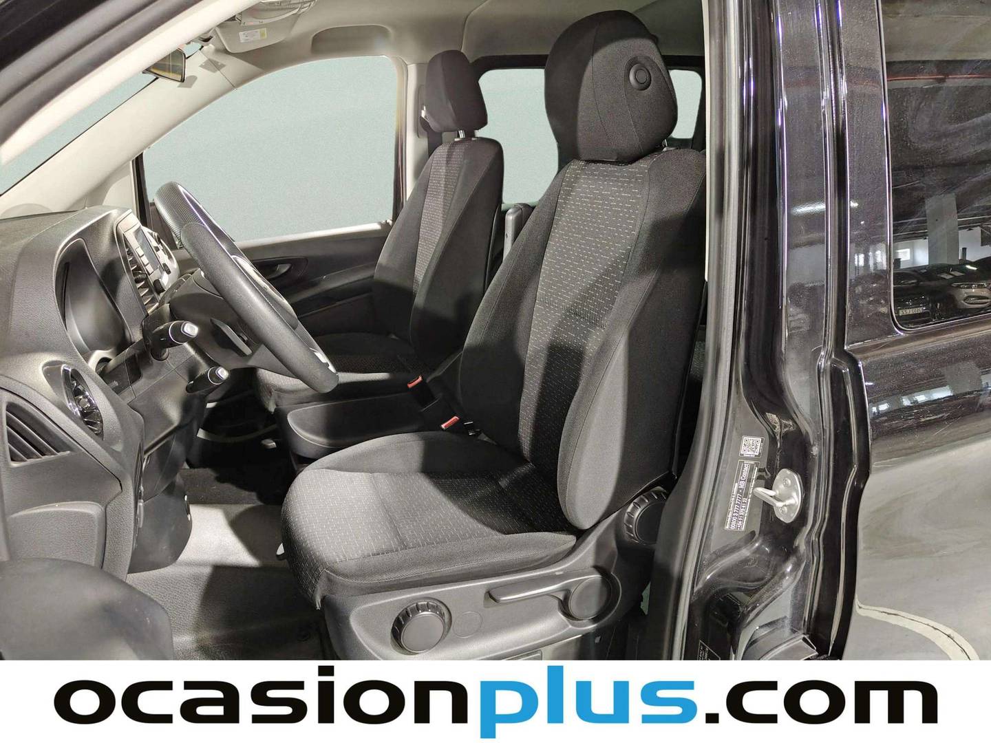 Foto Mercedes Vito Mercedes-Benz Vito Combi 114 CDI Tourer Select Larga AT (136 CV)