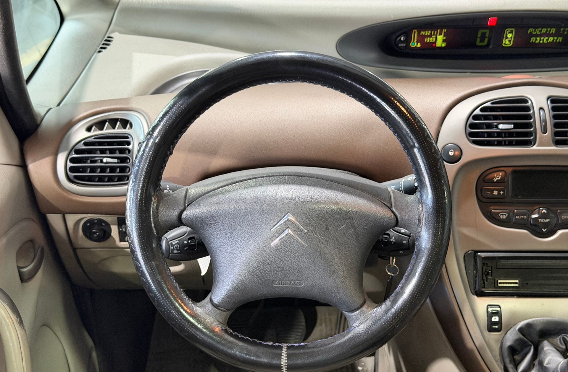 Citroën Xsara Picasso 2.0 HDi Exclusive Plus - foto 17
