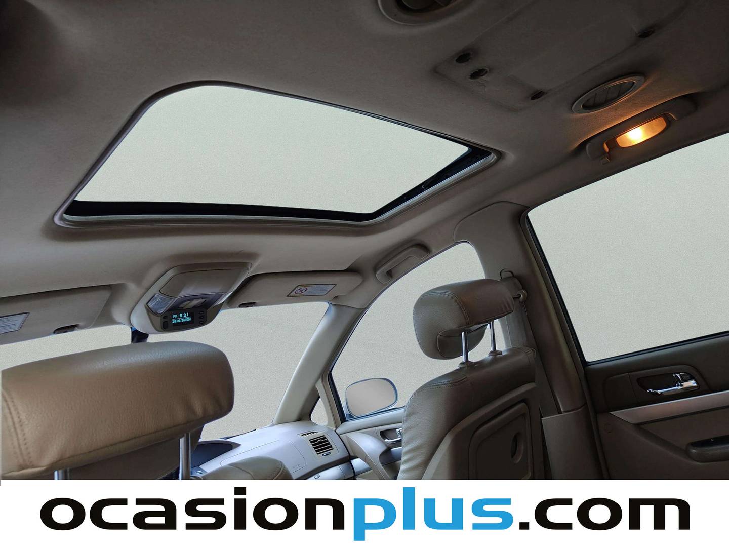 Extras y acabados del SsangYong Rodius SsangYong Rodius 270 Xdi Limited (165 CV) 7 plazas
