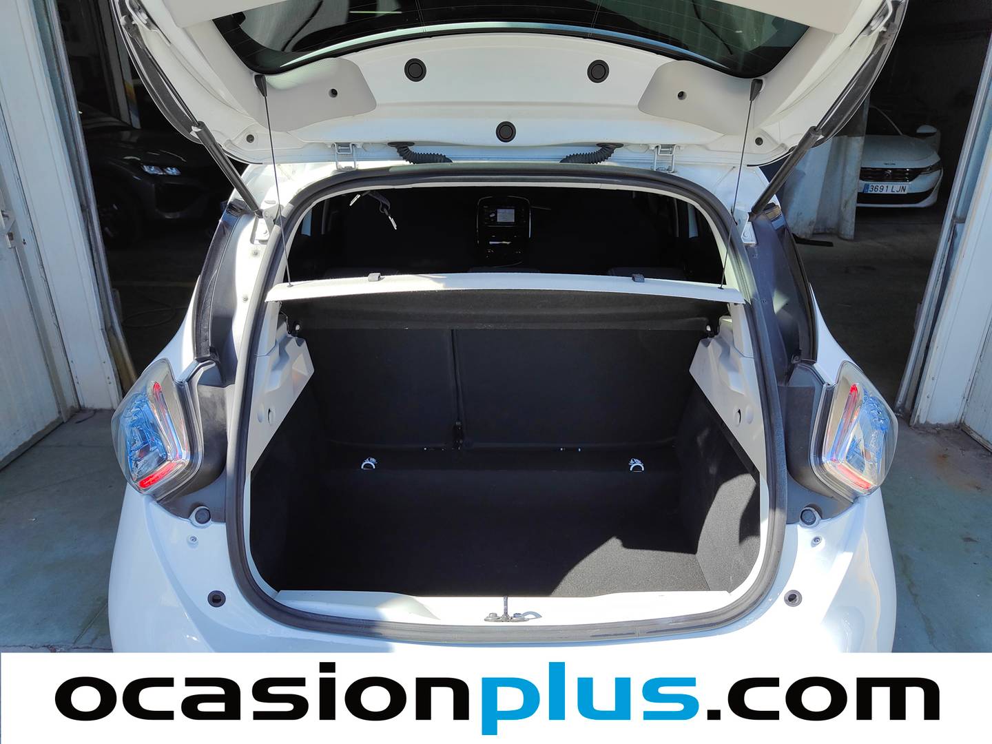 Fotos maletero Renault ZOE Renault Zoe Limited 40 R110 (108 CV)