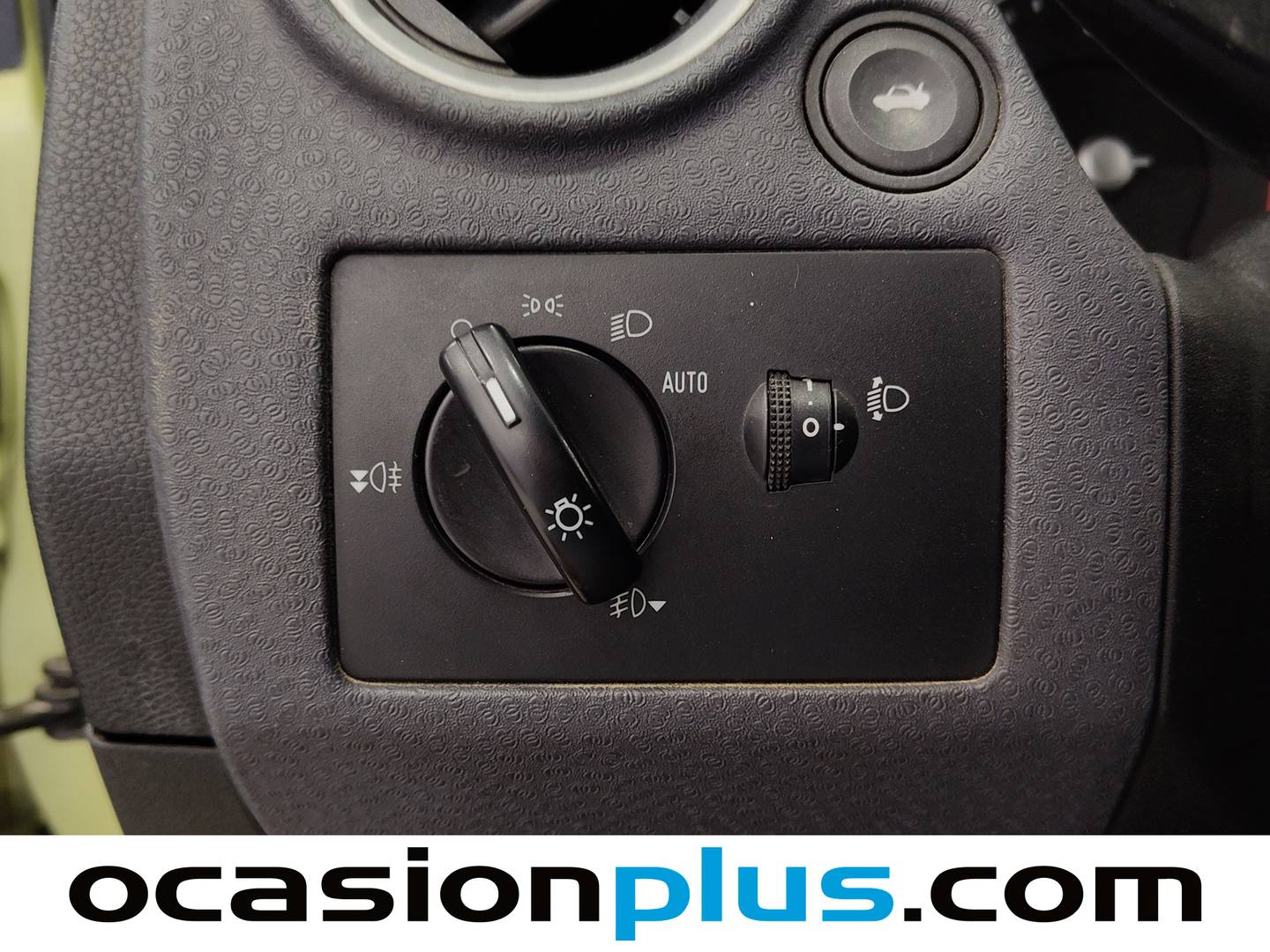 Equipamiento del Ford Fusion Ford Fusion 1.4 TDCI Trend (68 CV)