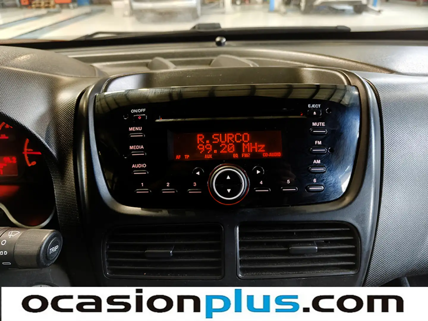 Foto Opel Combo Opel Combo Tour 1.3 CDTI Expression L1 H1 (90 CV)