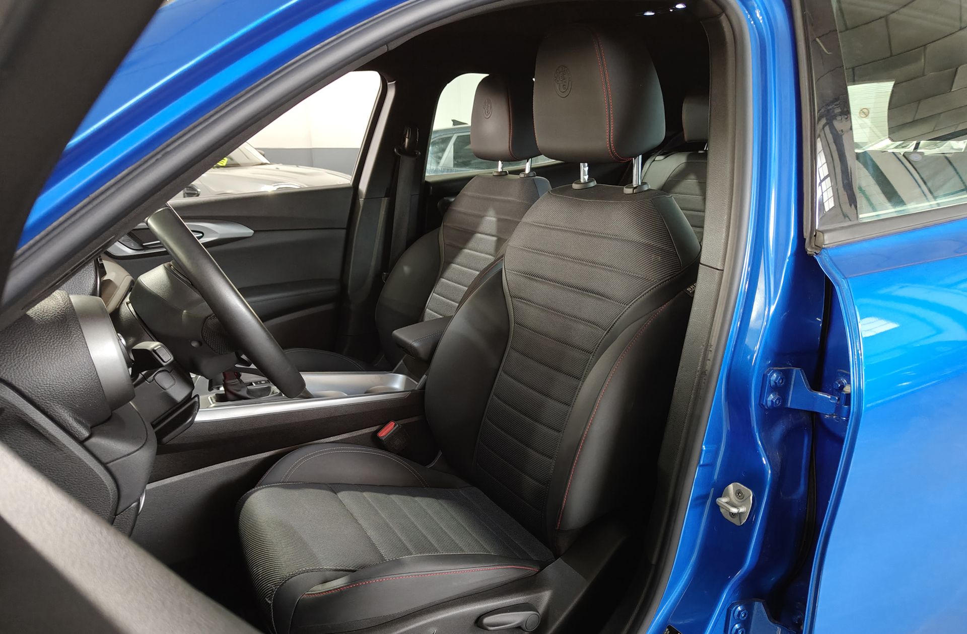 Alfa Romeo Tonale 1.5 MHEV Sprint FWD - foto 10