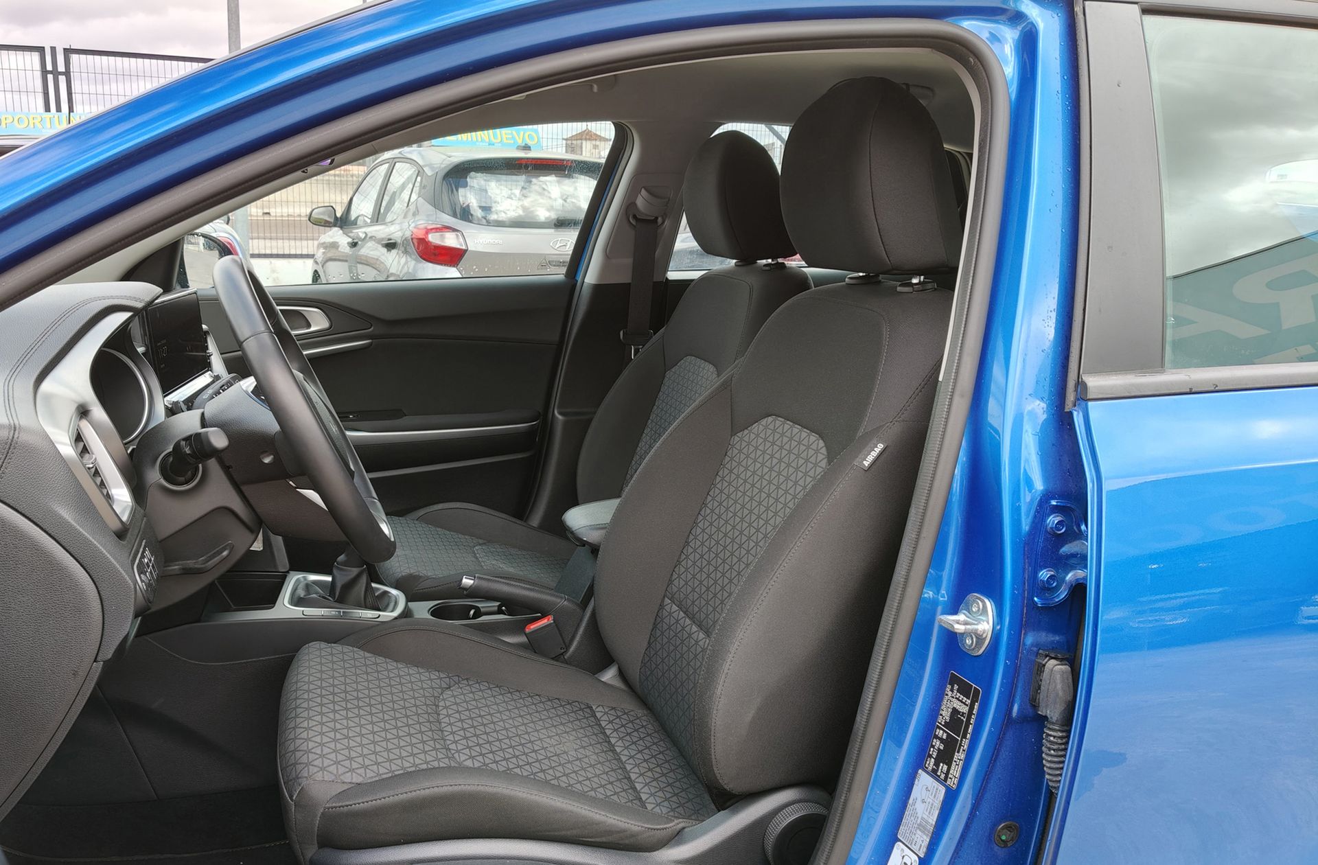 Kia Ceed 1.0 T-GDi Concept - foto 11