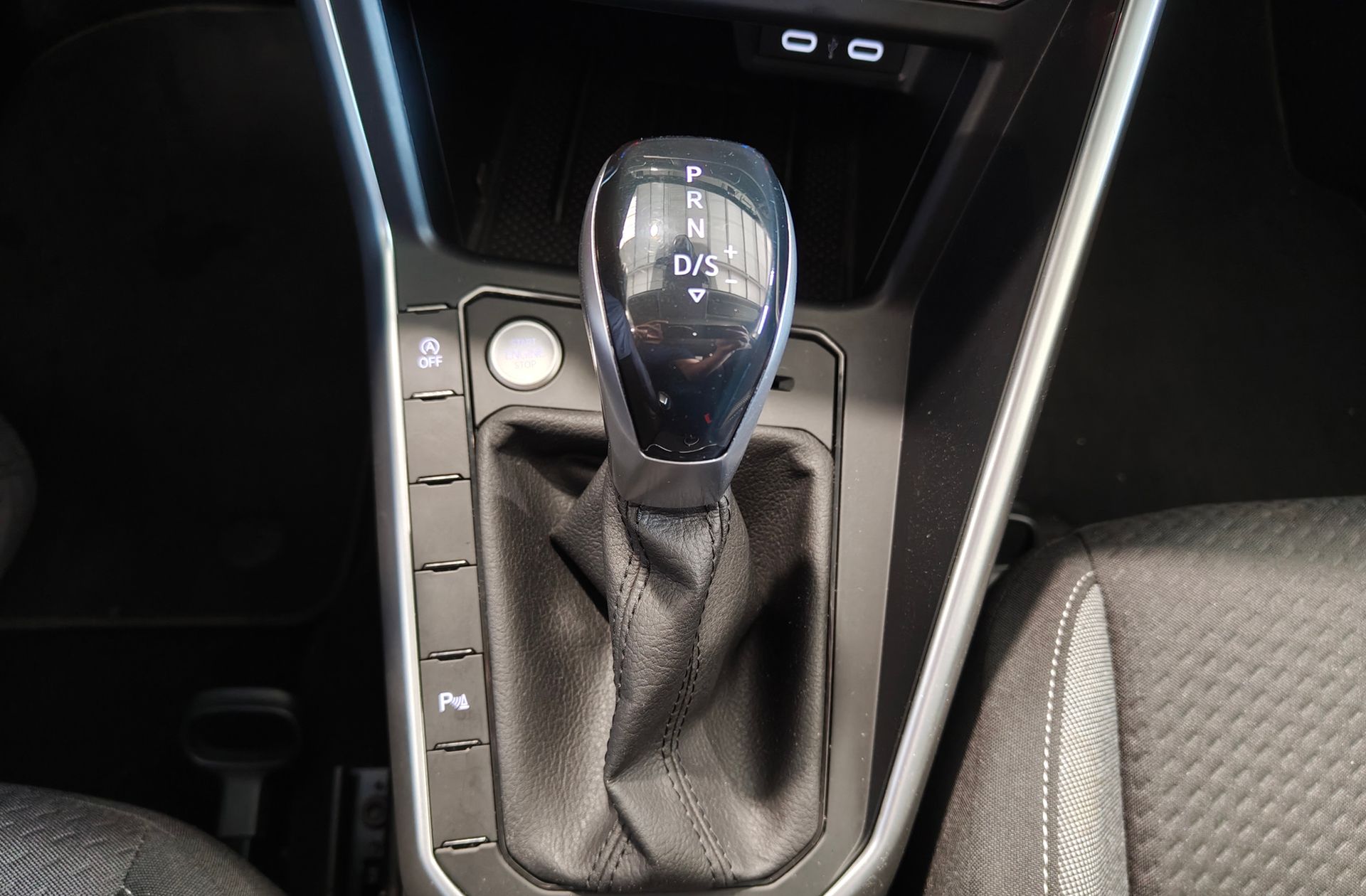 Volkswagen Taigo ``más`` 1.0 TSI DSG - foto 5