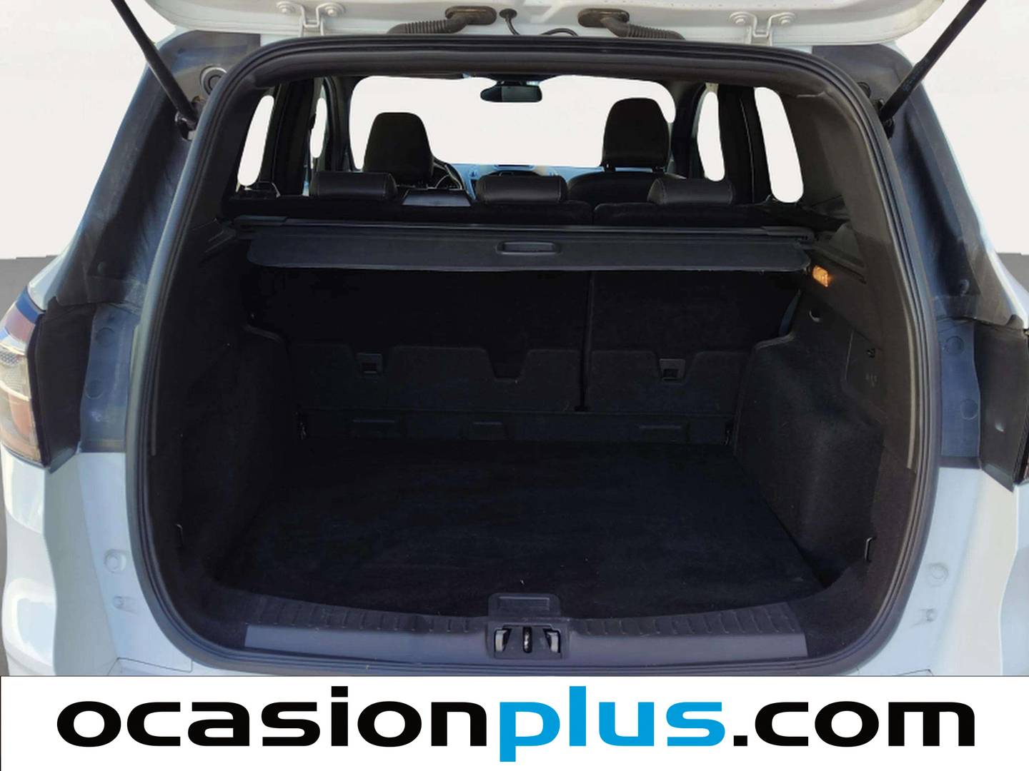 Foto asientos traseros Ford Kuga Ford Kuga 2.0 TDCI S&S ST-Line 4x2 (150 CV)