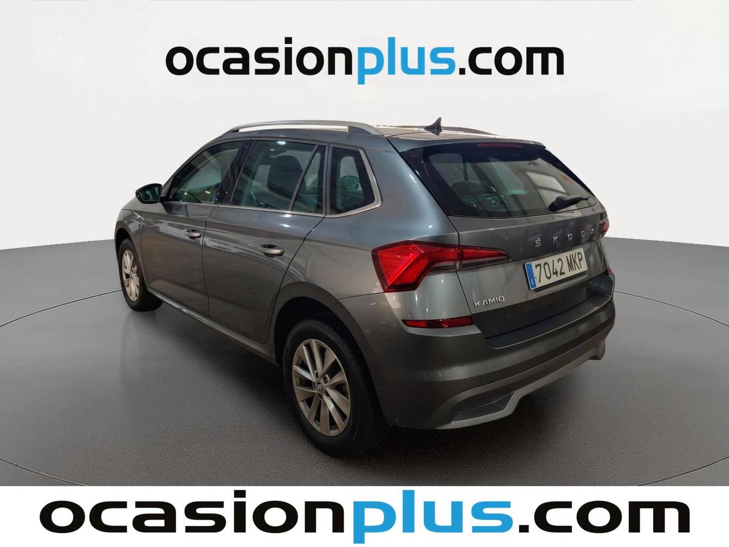Foto trasera Skoda Kamiq Skoda Kamiq 1.0 TSI Ambition DSG (110 CV) izquierda