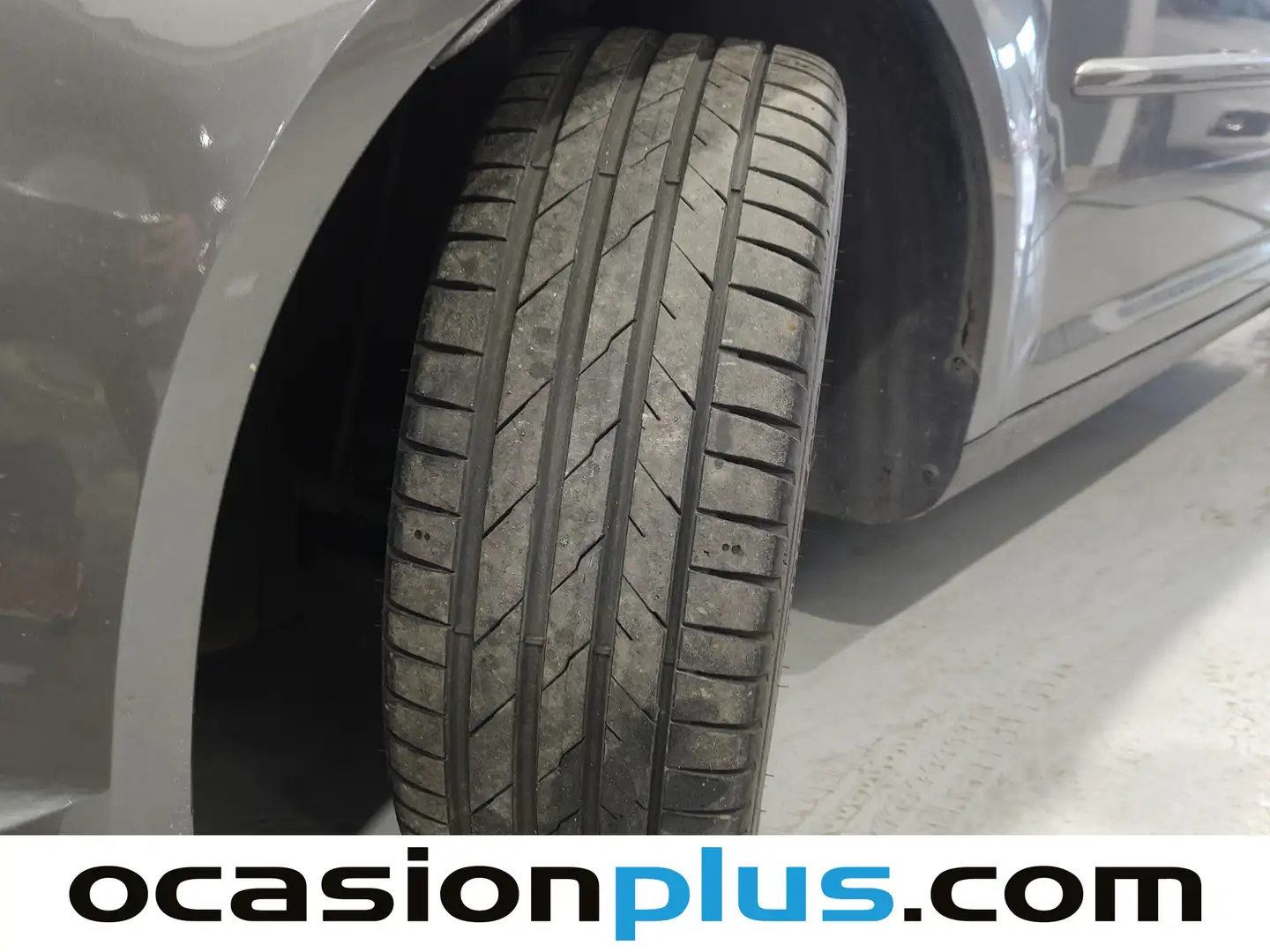 Foto Volkswagen Touran Volkswagen Touran Sport 1.4 TSI (140 CV) DSG