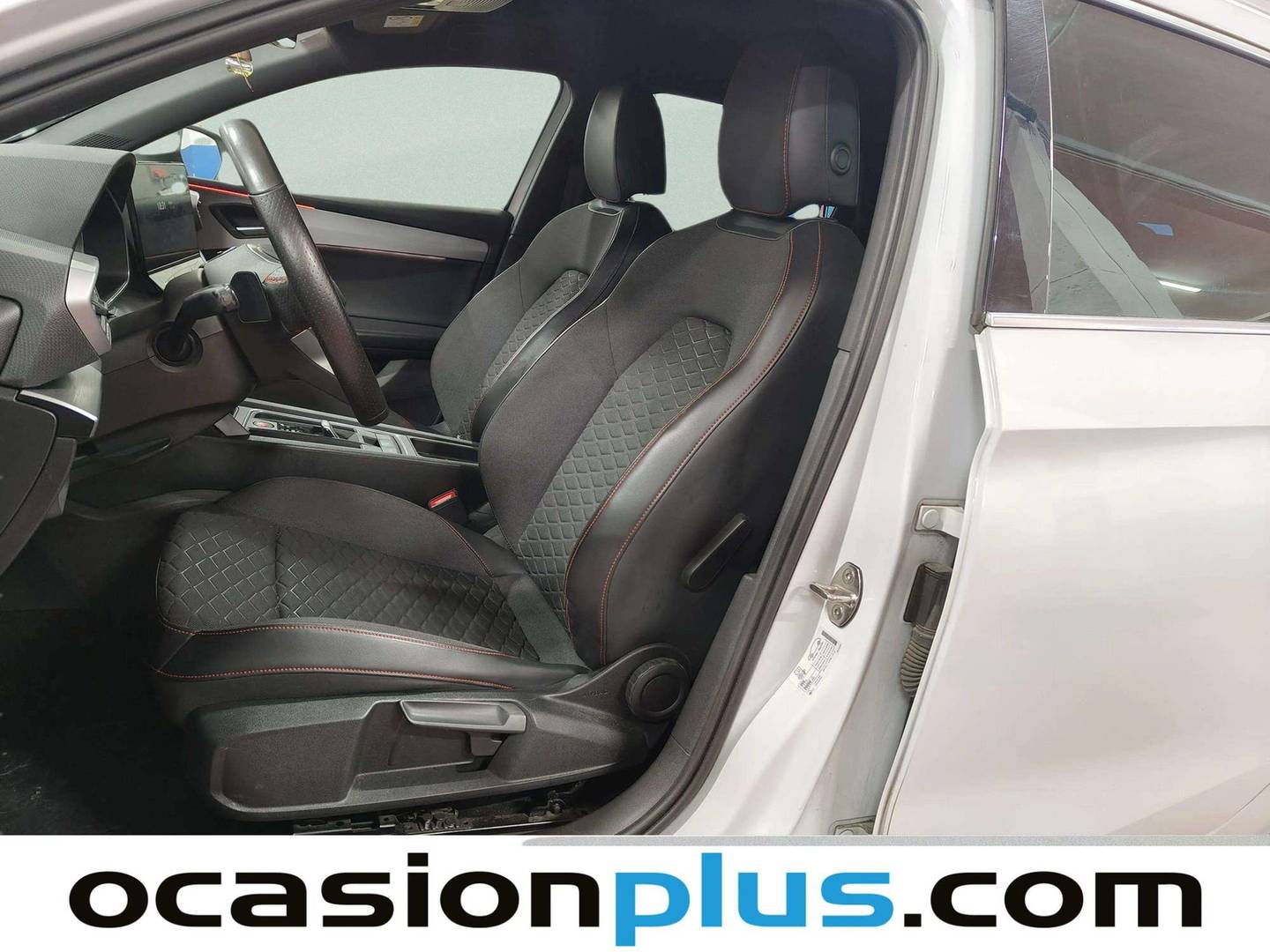 Foto asientos delanteros Seat León SEAT León ST ST 2.0 TDI S&S FR Go L DSG (150 CV)