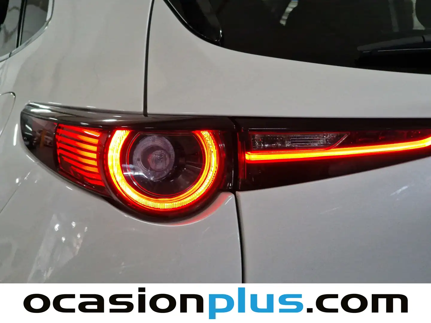 Foto Mazda CX-30 Mazda CX-30 2.0 Skyactiv-X Evolution 2WD AT (180 CV)