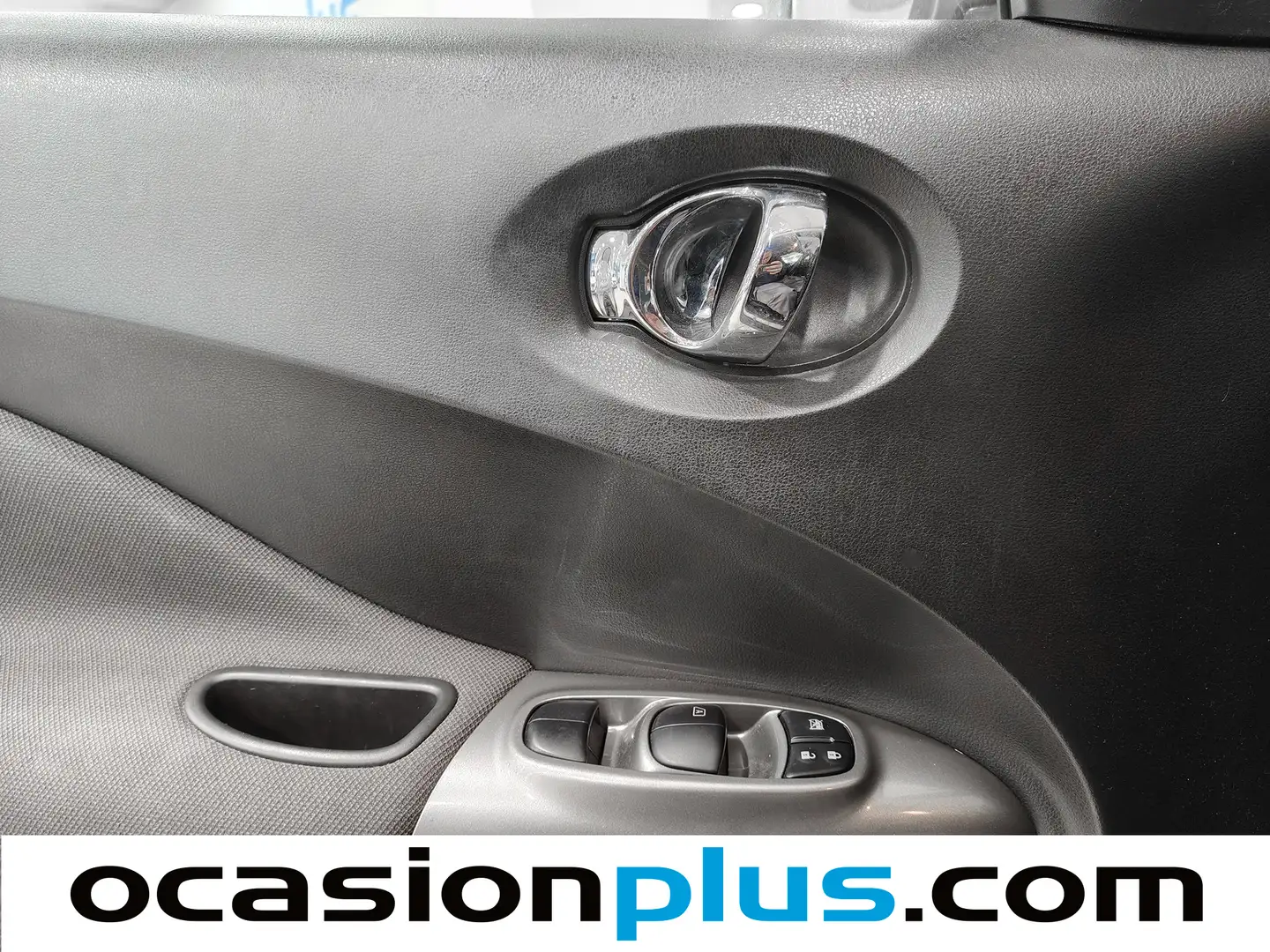 Foto Nissan JUKE Nissan Juke 1.6i Visia  (112 CV)