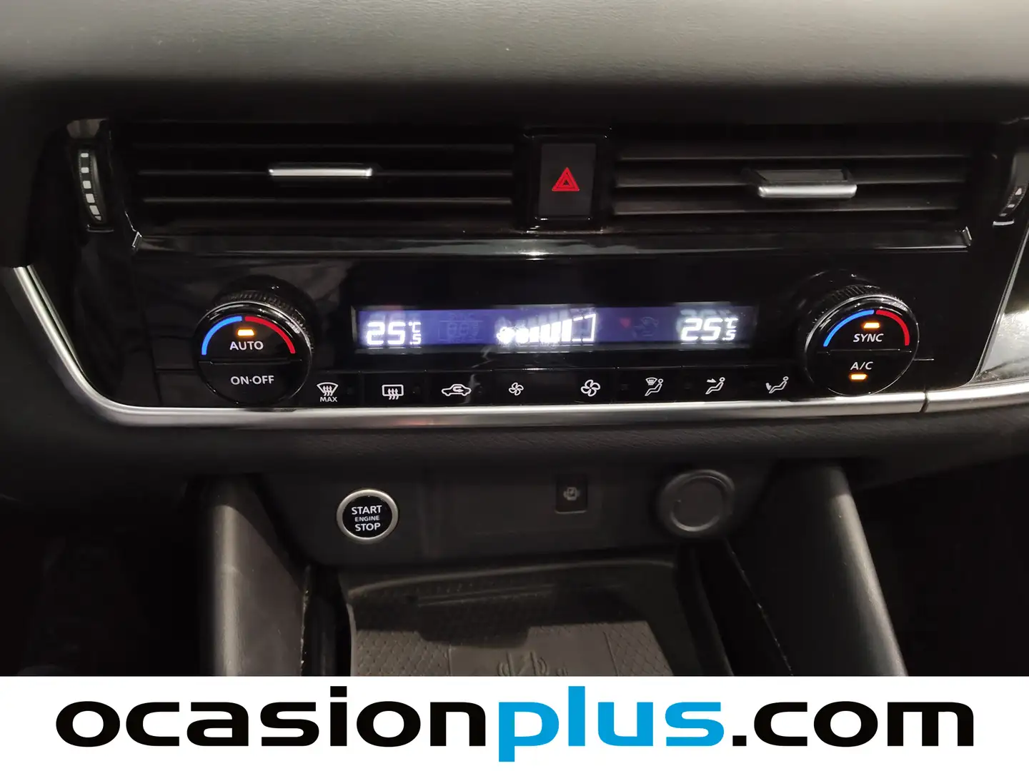 Foto Nissan QASHQAI Nissan Qashqai DIG-T 160 mHEV N-Connecta Xtronic (158 CV)