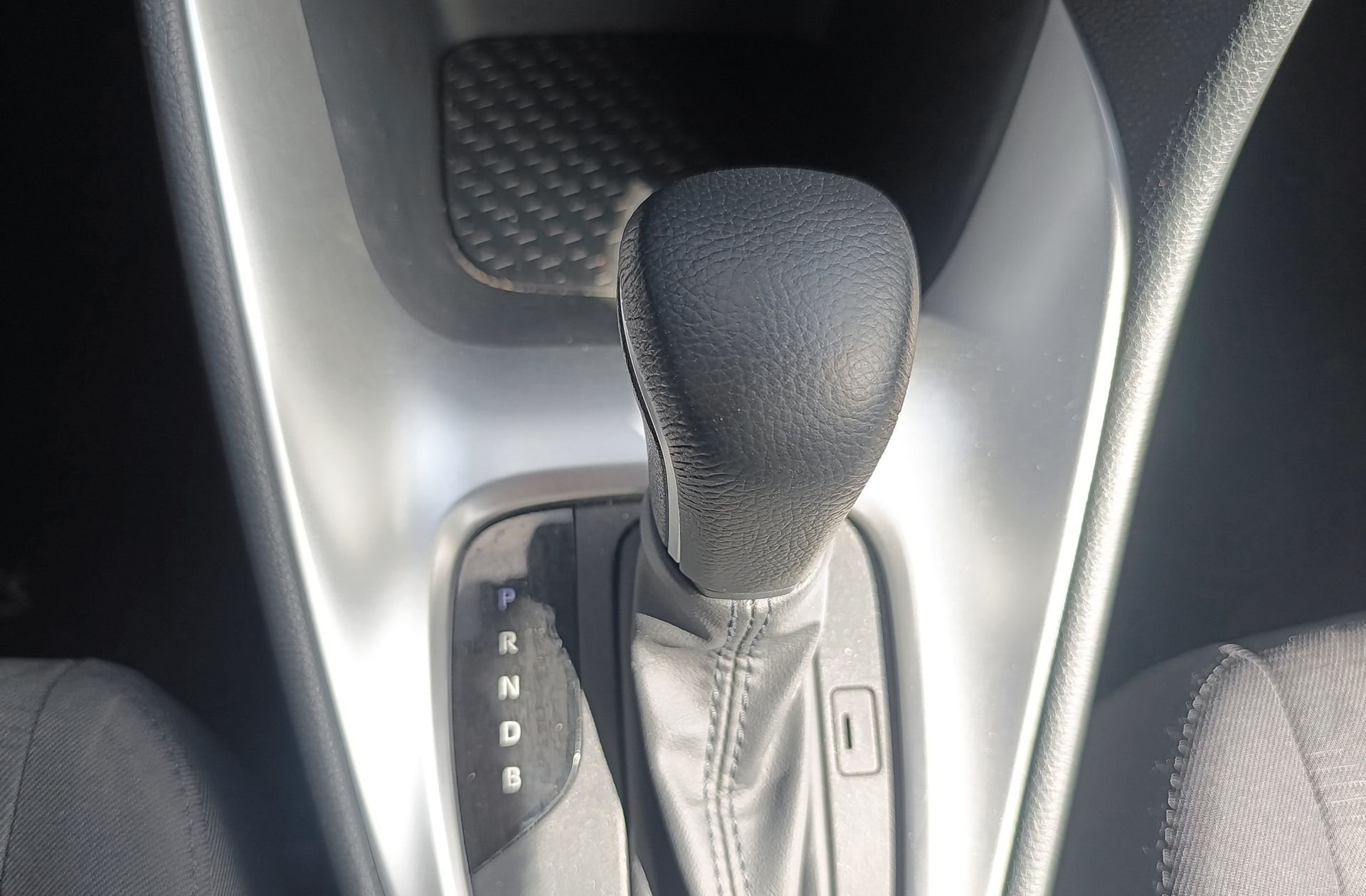 Toyota Yaris 120H Active Plus - foto 5