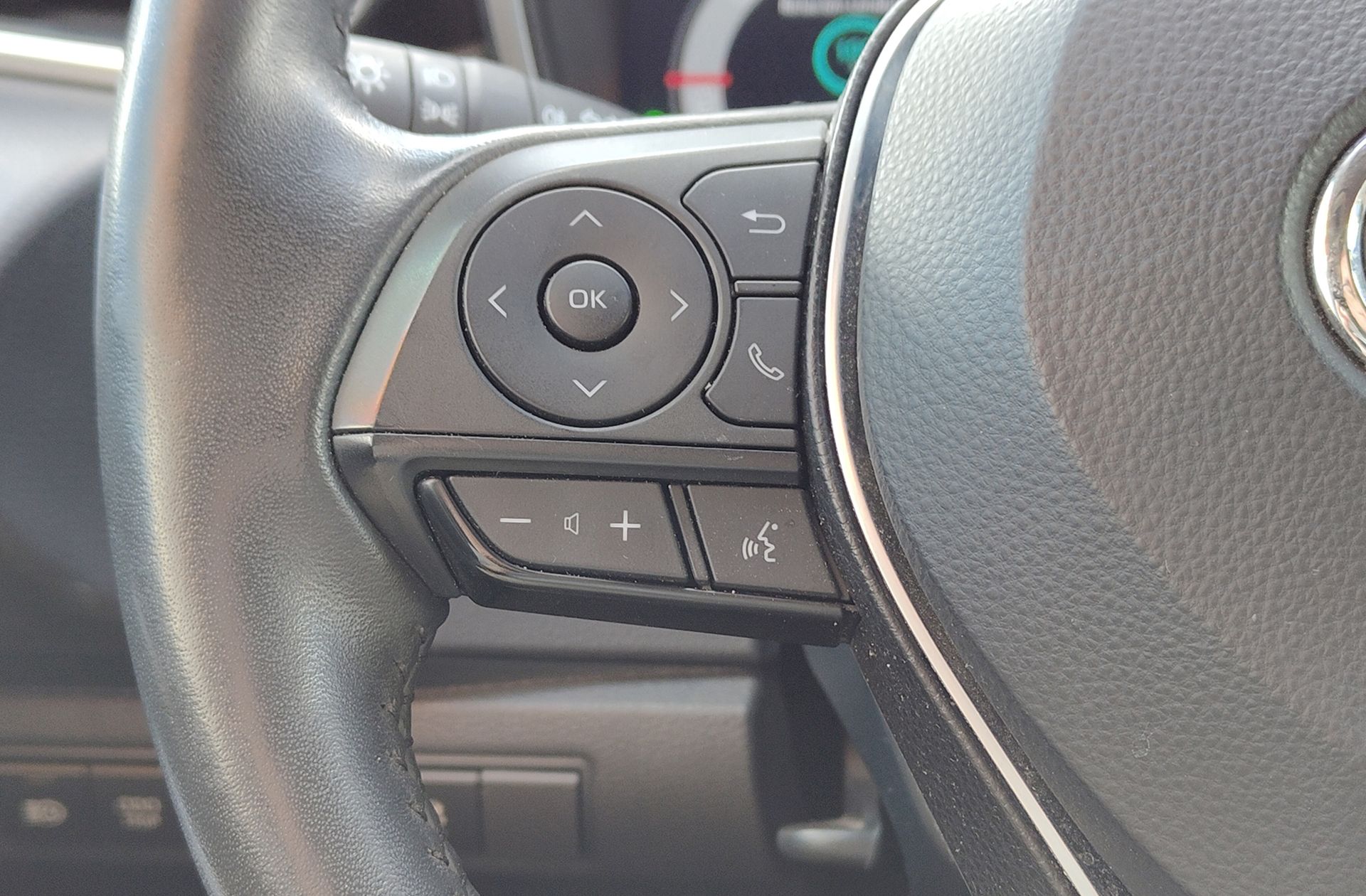 Toyota Corolla 140H Style - foto 29