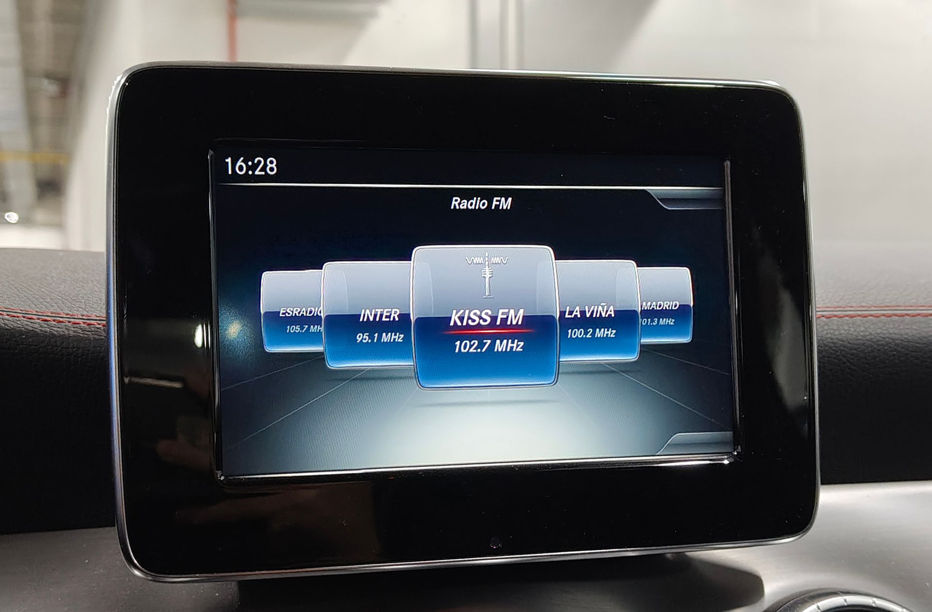 Mercedes-Benz CLA 250 Pack AMG - foto 41