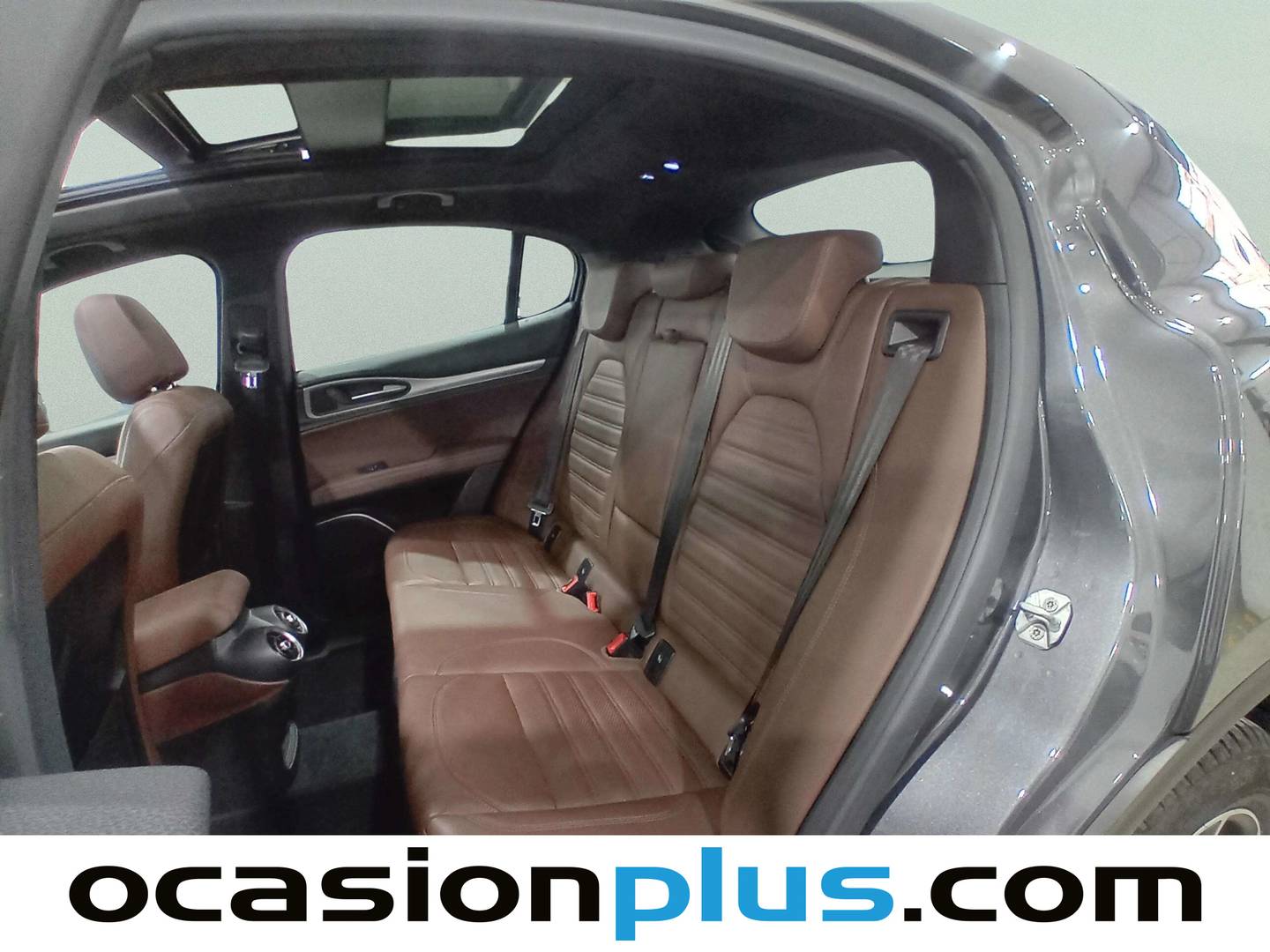 Foto Alfa Romeo Stelvio Alfa Romeo Stelvio 2.0 Turbo Speciale AWD (280 CV)