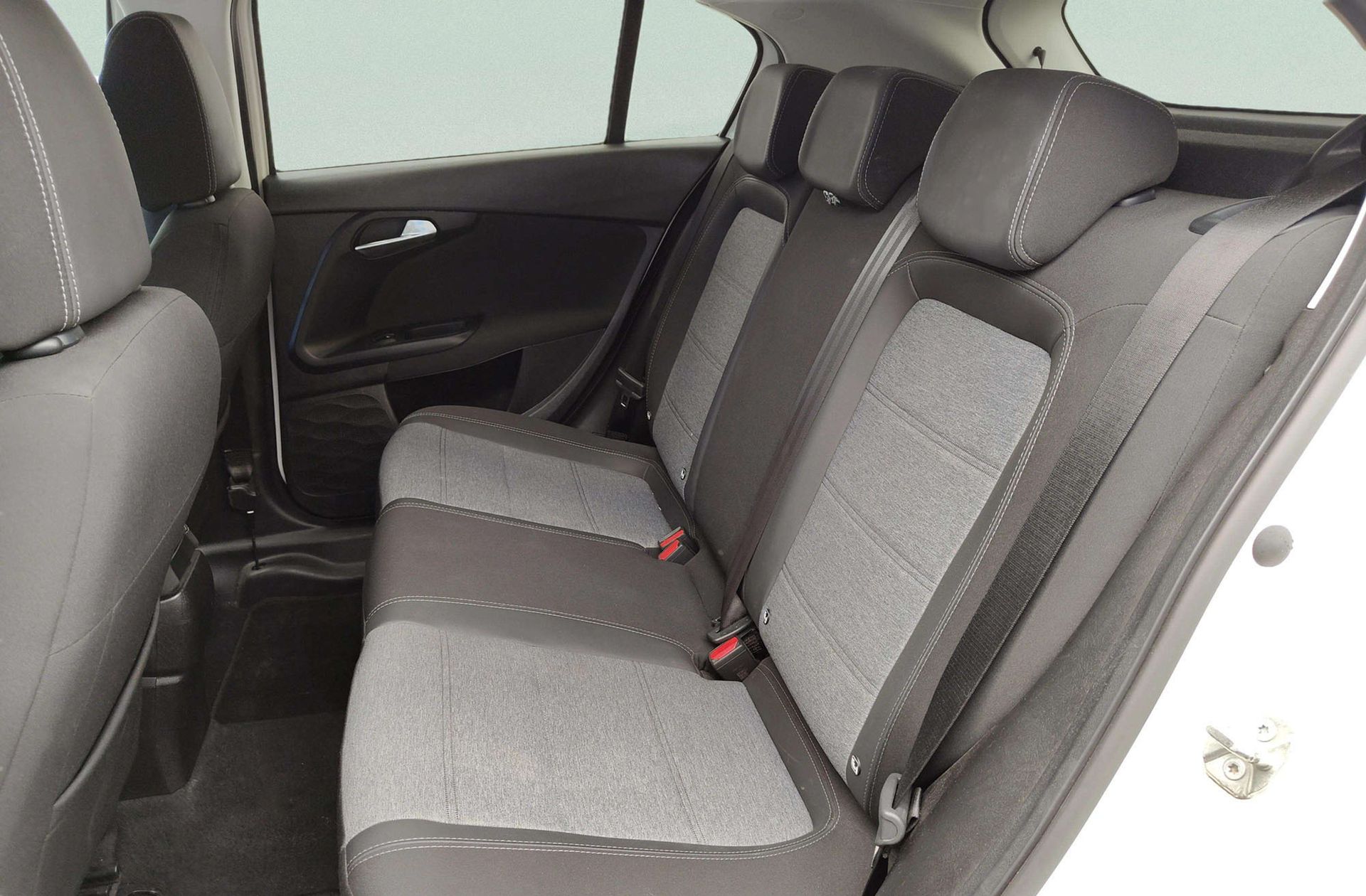 Fiat Tipo 1.5 Hybrid Cross DCT - foto 10