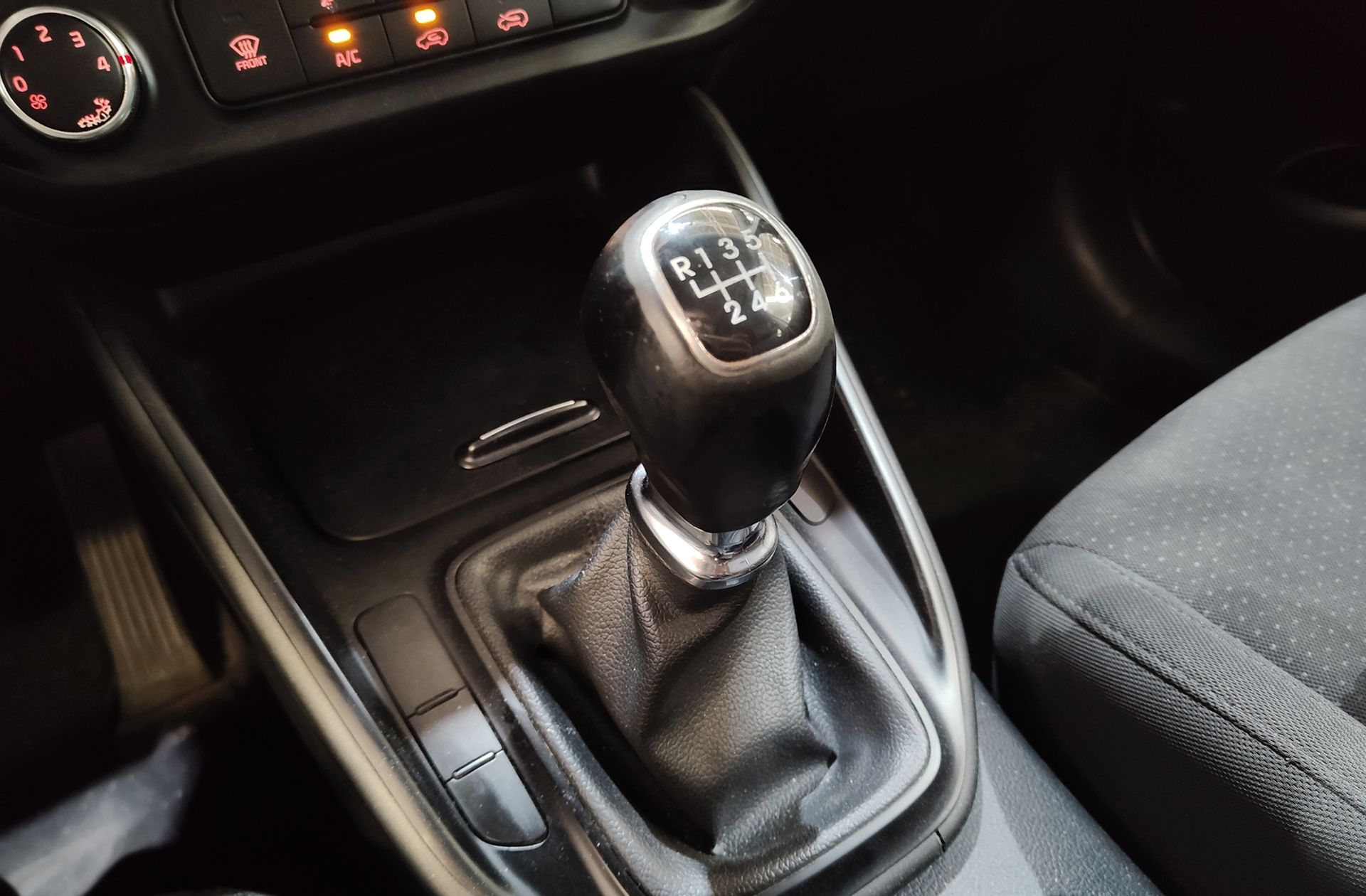 Kia Carens 1.7 CRDi VGT Concept Eco-Dynam 7 plazas - foto 6