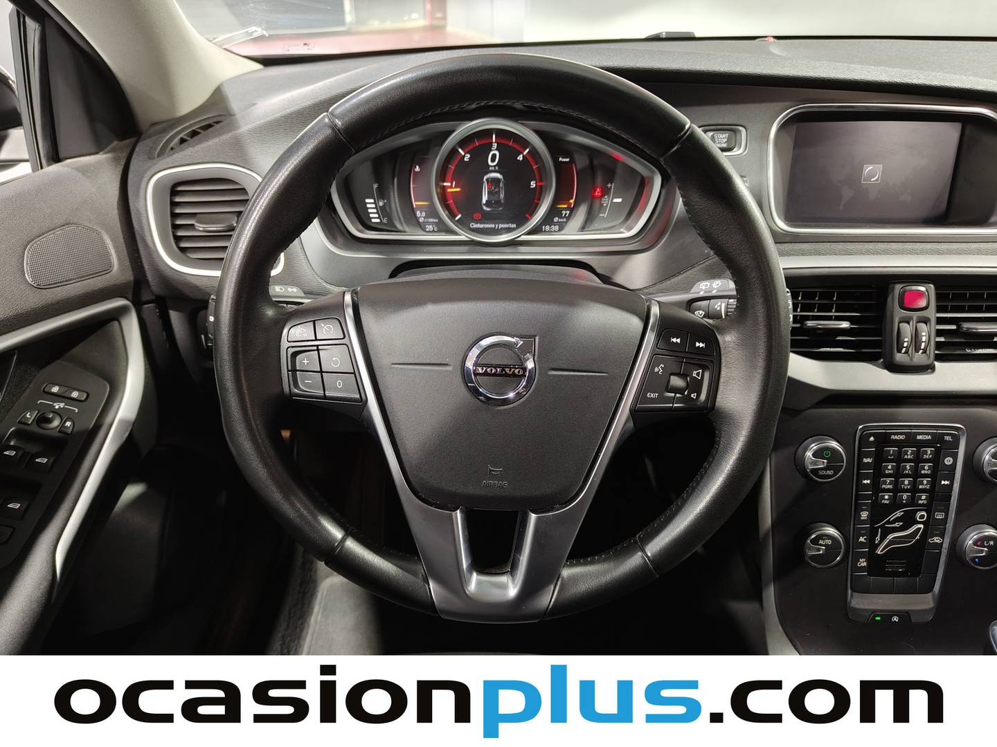 Foto Volvo V40 Volvo V40 D2 Momentum (120 CV)