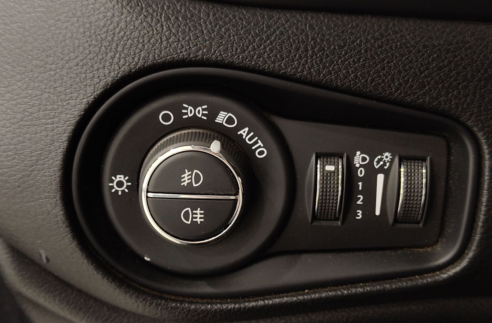 Jeep Renegade 1.0G Limited 4x2 - foto 25