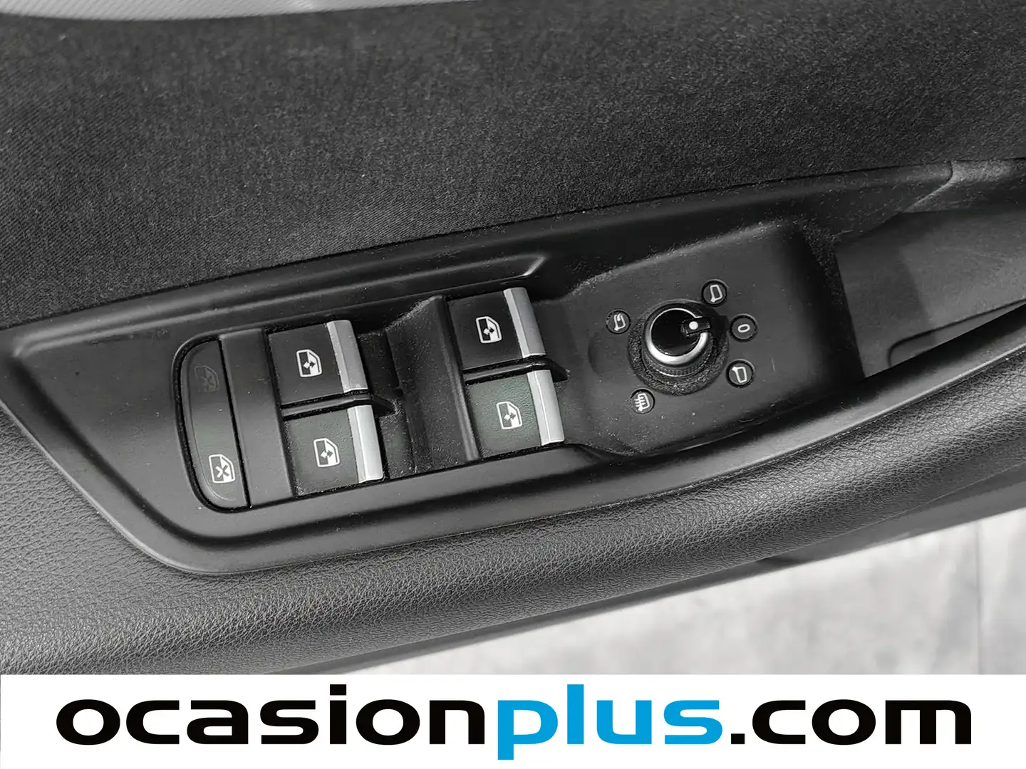 Foto Audi A4 Audi A4 Avant S line edition 2.0 TDI (150 CV) multitronic