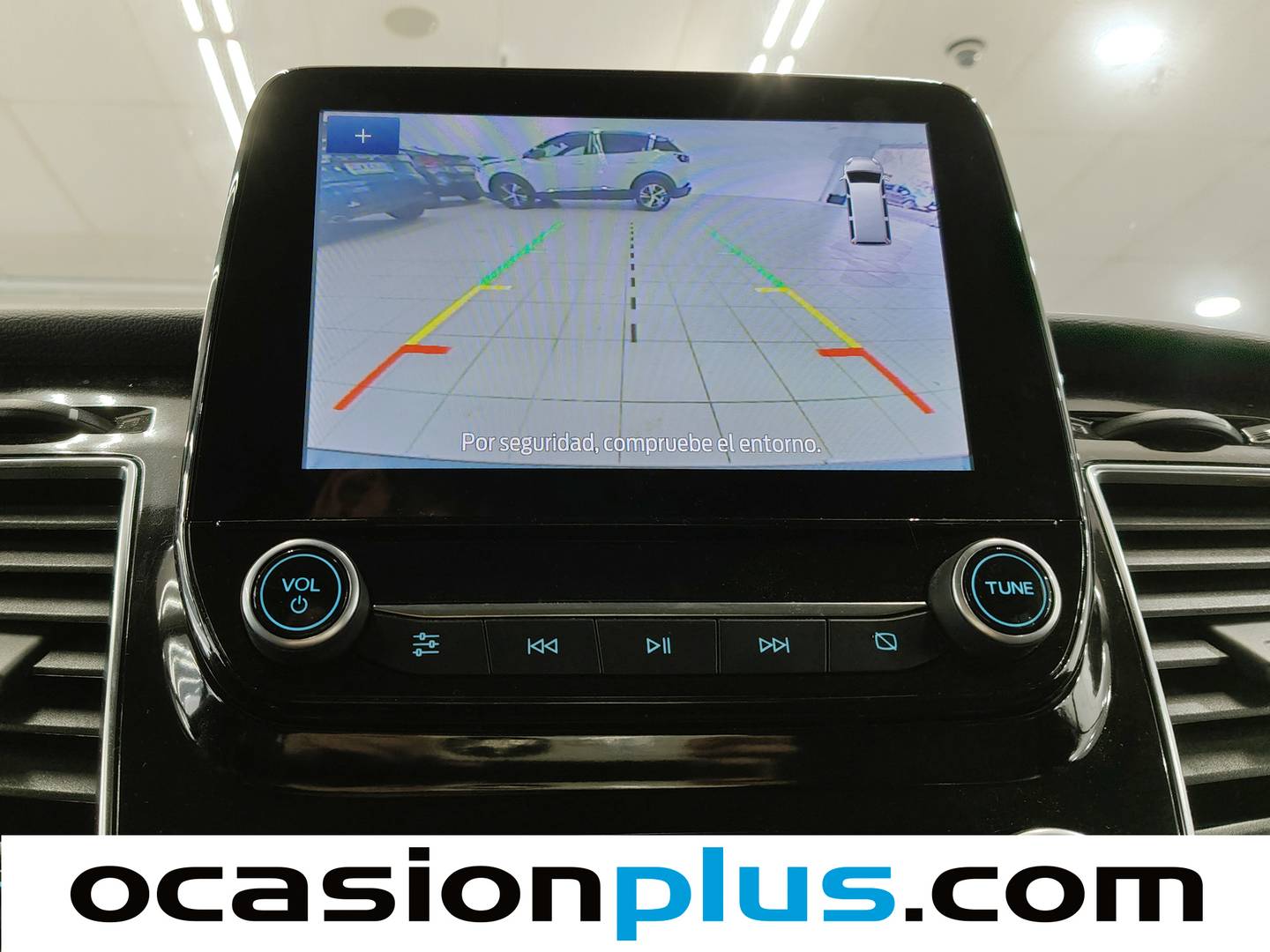 Accesorios del Ford Tourneo Custom Ford Tourneo Custom 2.0 Ecoblue Hybrid L1 Titanium (130 CV)