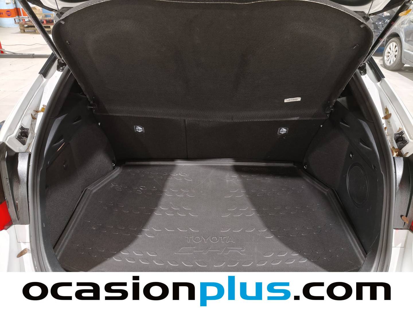 Fotos maletero Toyota C-HR Toyota C-HR 180H GR Sport (184 CV)