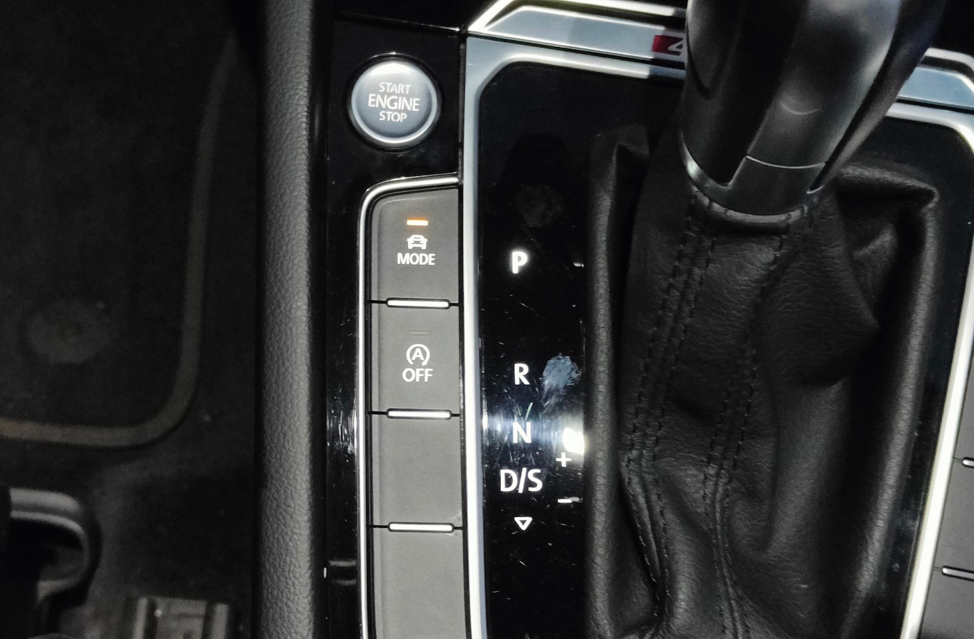 Volkswagen Arteon Elegance 2.0 TDI DSG 4Motion - foto 30