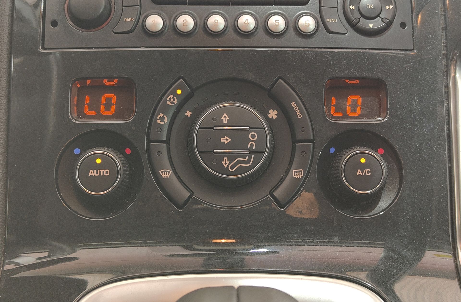 Peugeot 3008 Hybrid4 - foto 31