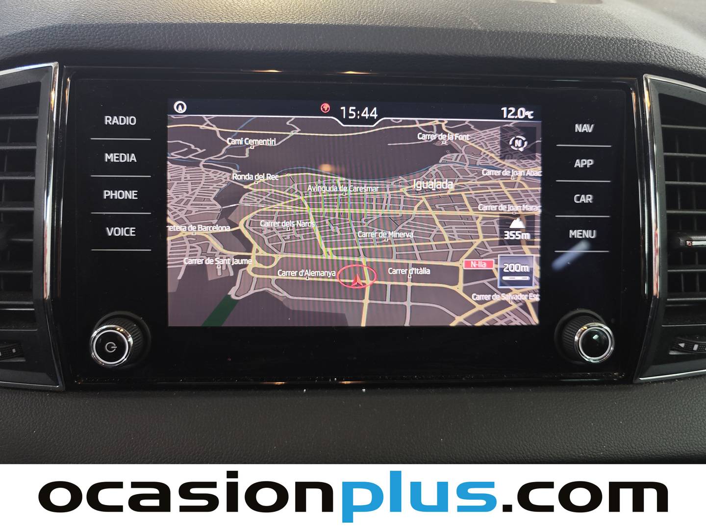 Foto Skoda Karoq Skoda Karoq 1.5 TSI ACT Ambition DSG (150 CV)