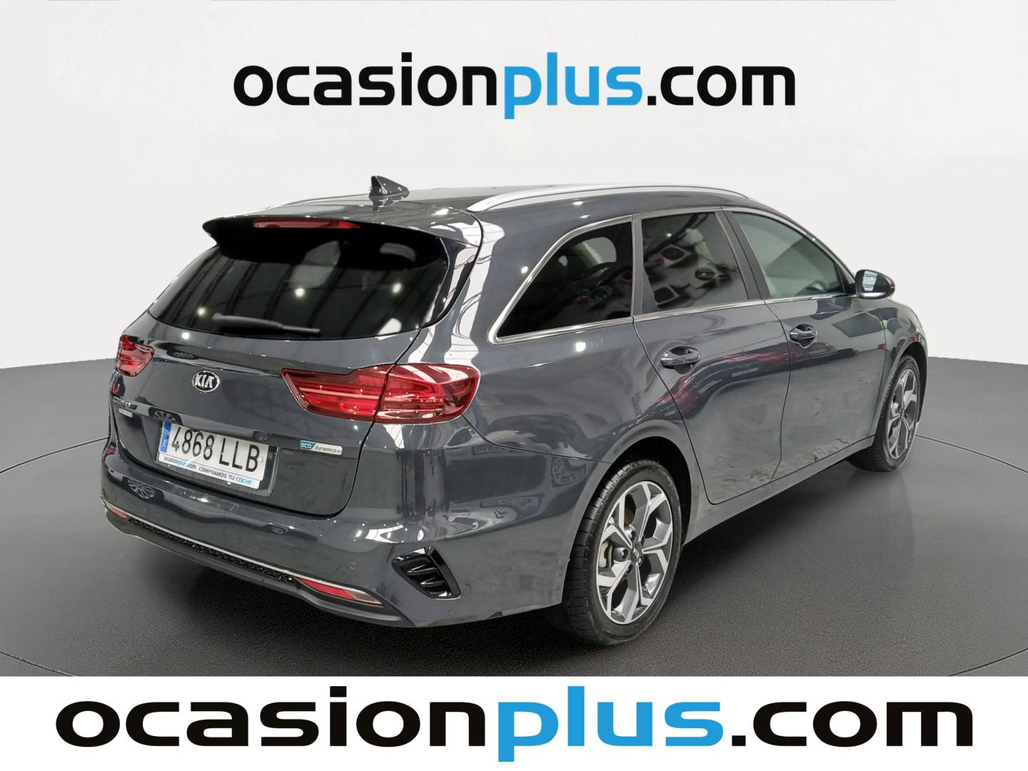 Foto trasera KIA Ceed Tourer KIA Ceed Tourer Tourer 1.6 MHEV Tech DCT (136 CV) derecha