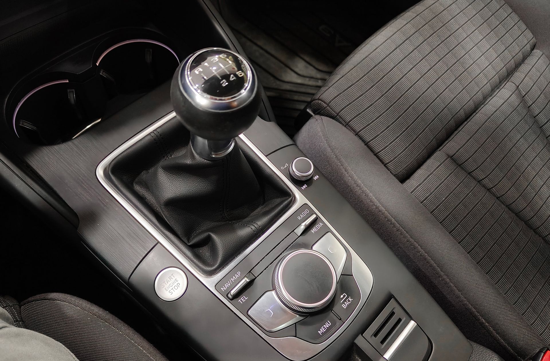 Audi A3 Sportback S line 30 TFSI - foto 6