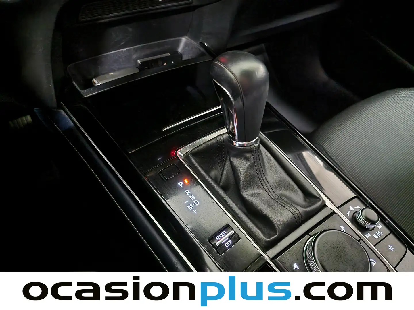 Foto Mazda CX-30 Mazda CX-30 2.0 Skyactiv-X Evolution 2WD AT (180 CV)