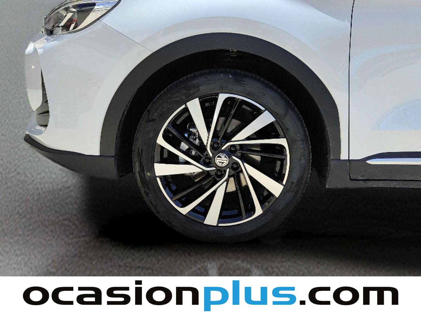 MG ZS MG ZS 1.5 Hybrid+ Luxury  (197 CV) 2025