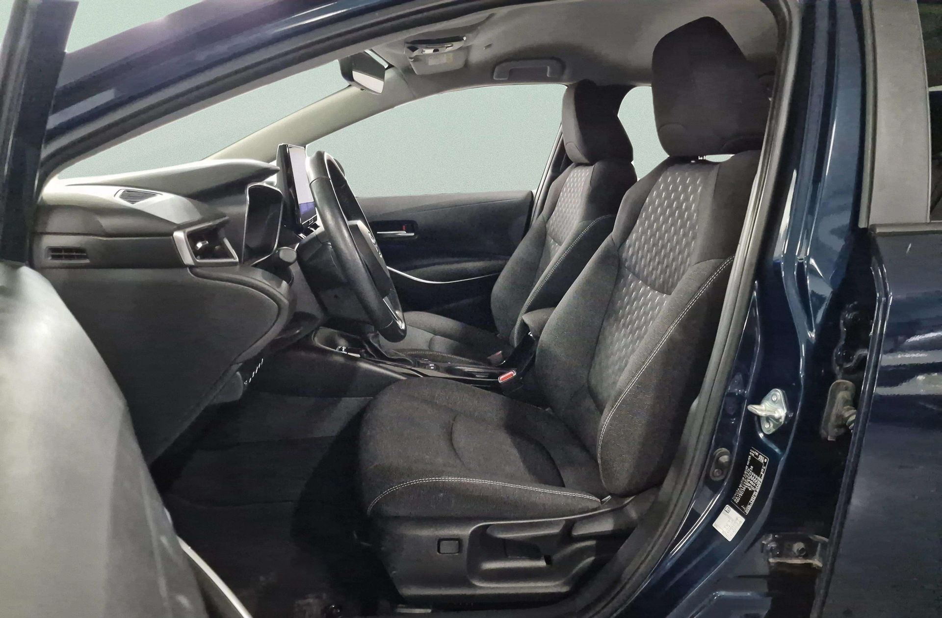 Toyota Corolla 140H Style - foto 12