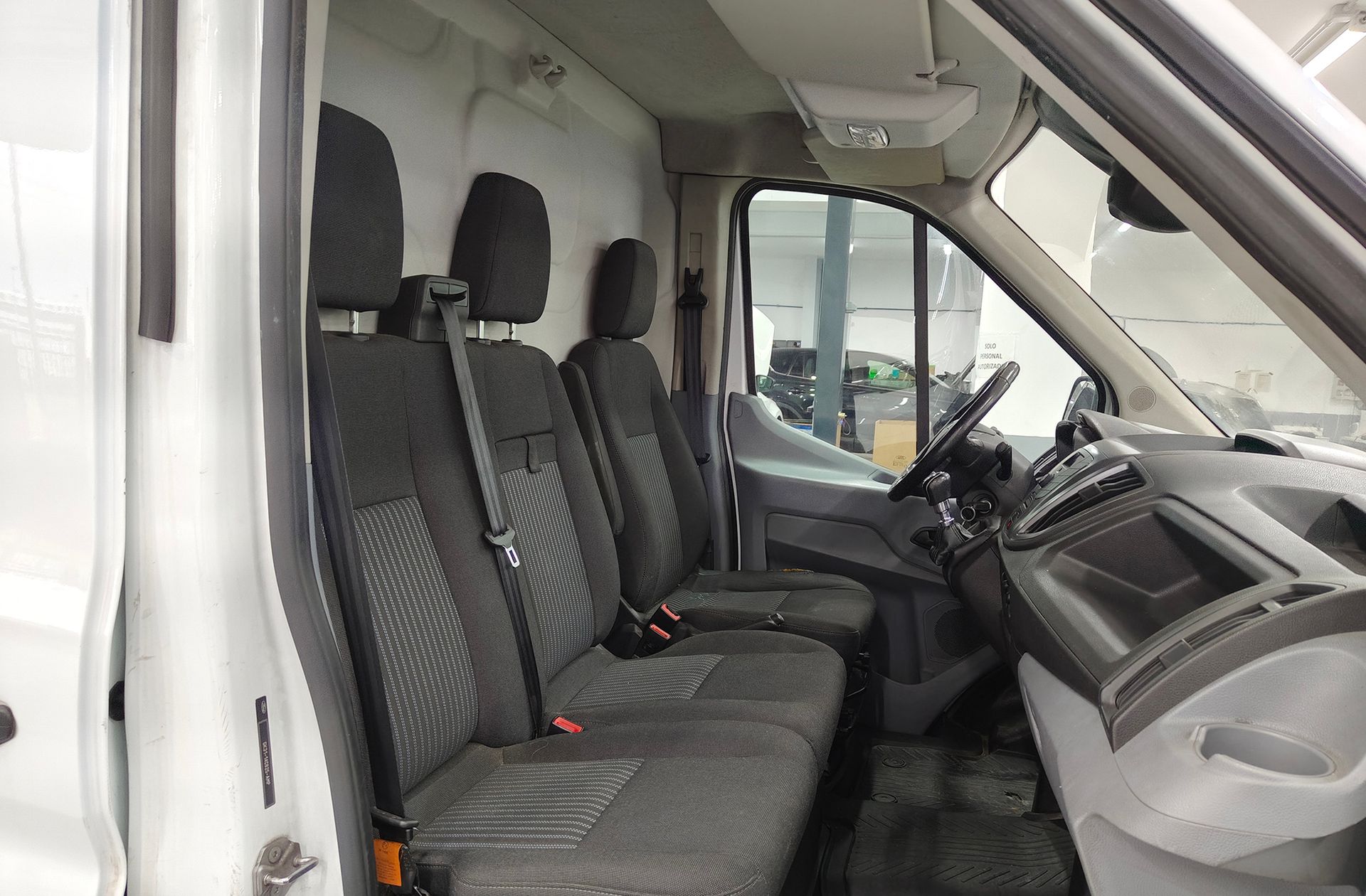 Ford Transit Furgon 350 L3H2 Trend Delantera - foto 13