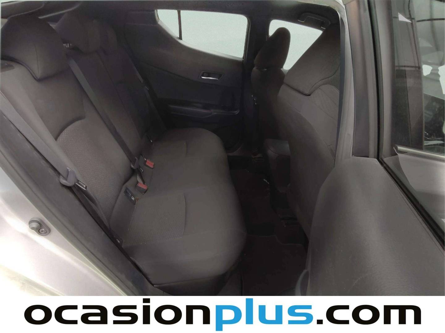 Foto asientos traseros Toyota C-HR Toyota C-HR 1.8 125H Advance (122 CV)