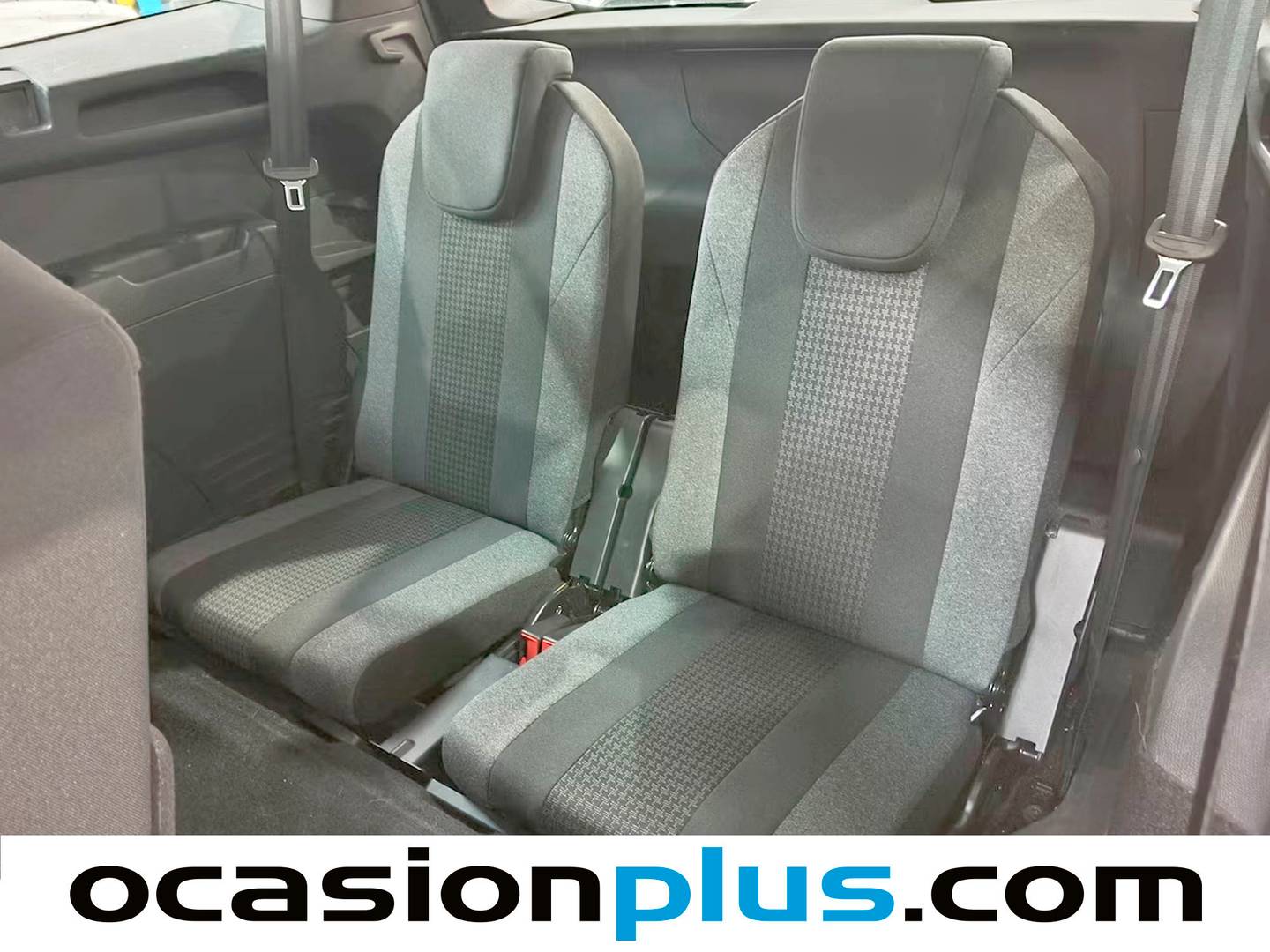Foto asientos delanteros Peugeot 5008 Peugeot 5008 PureTech 130 S&S Active Pack EAT8 (130 CV) 7 Plazas
